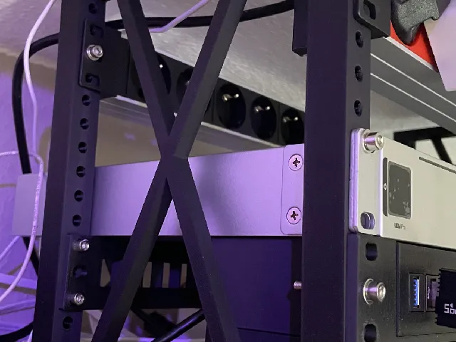 19" Rails for Home Rack