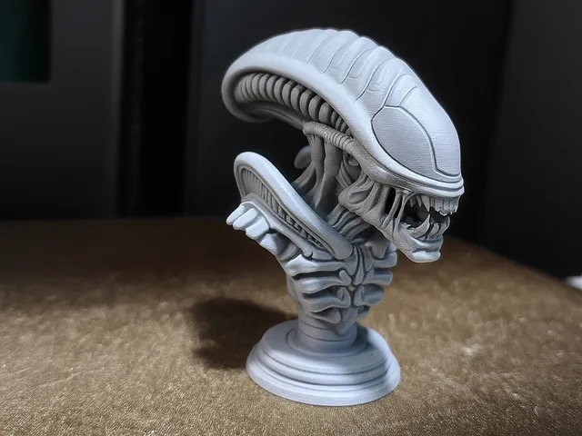 Bust Alien