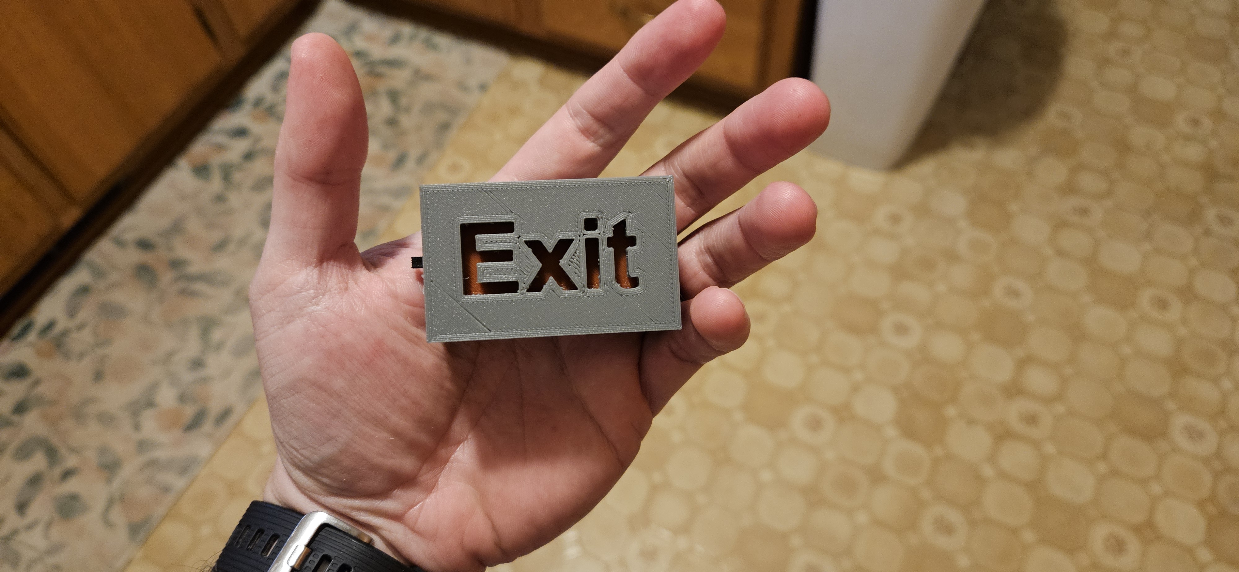 Tiny Exit sign — miniatura 2
