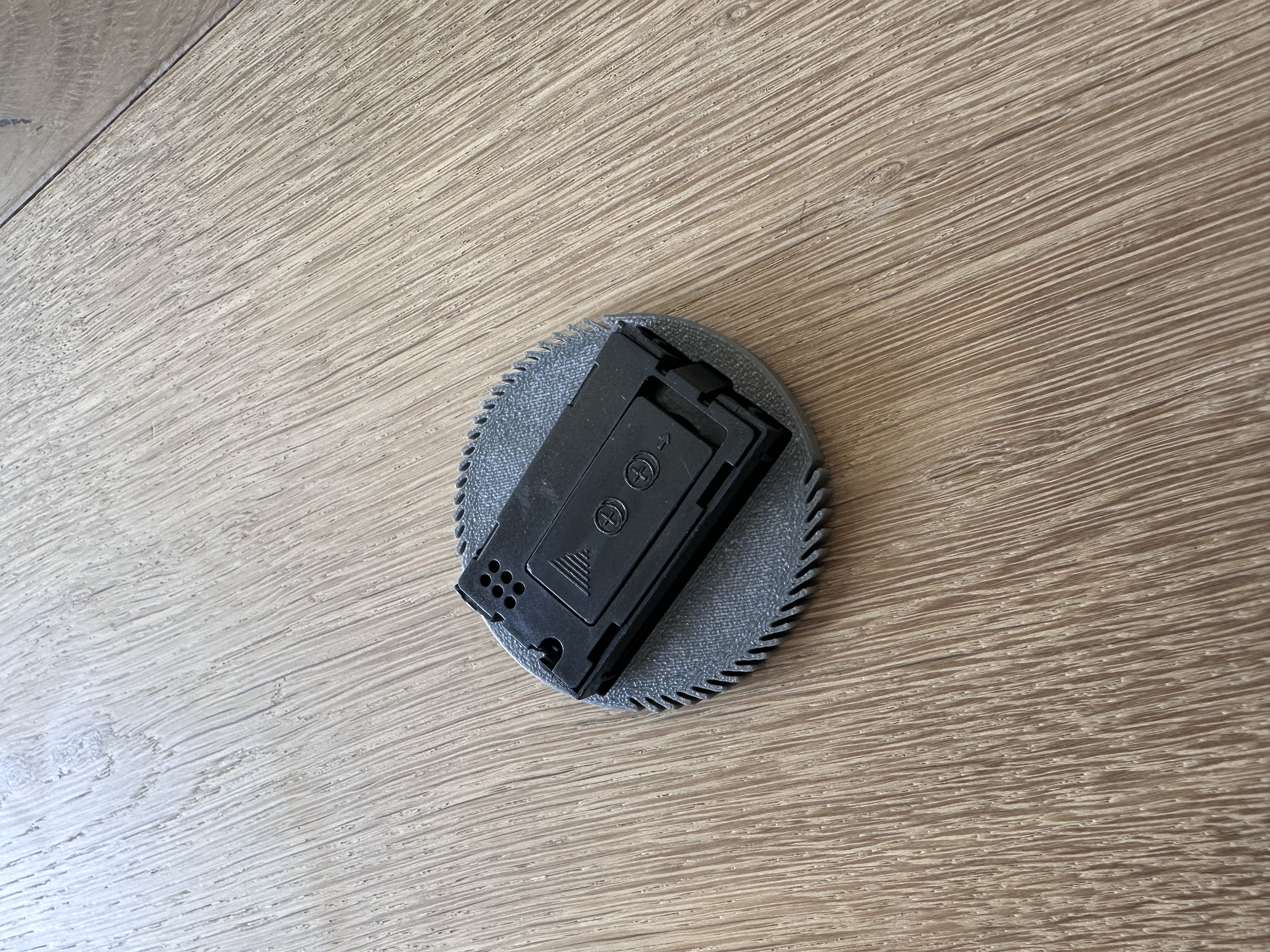 Hygrometer mount for cereal container — miniatura 5