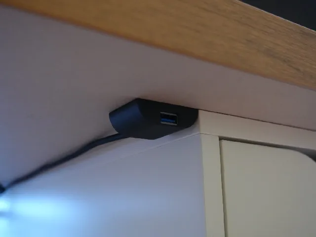 UGREEN USB Extension Cable Desk Mount