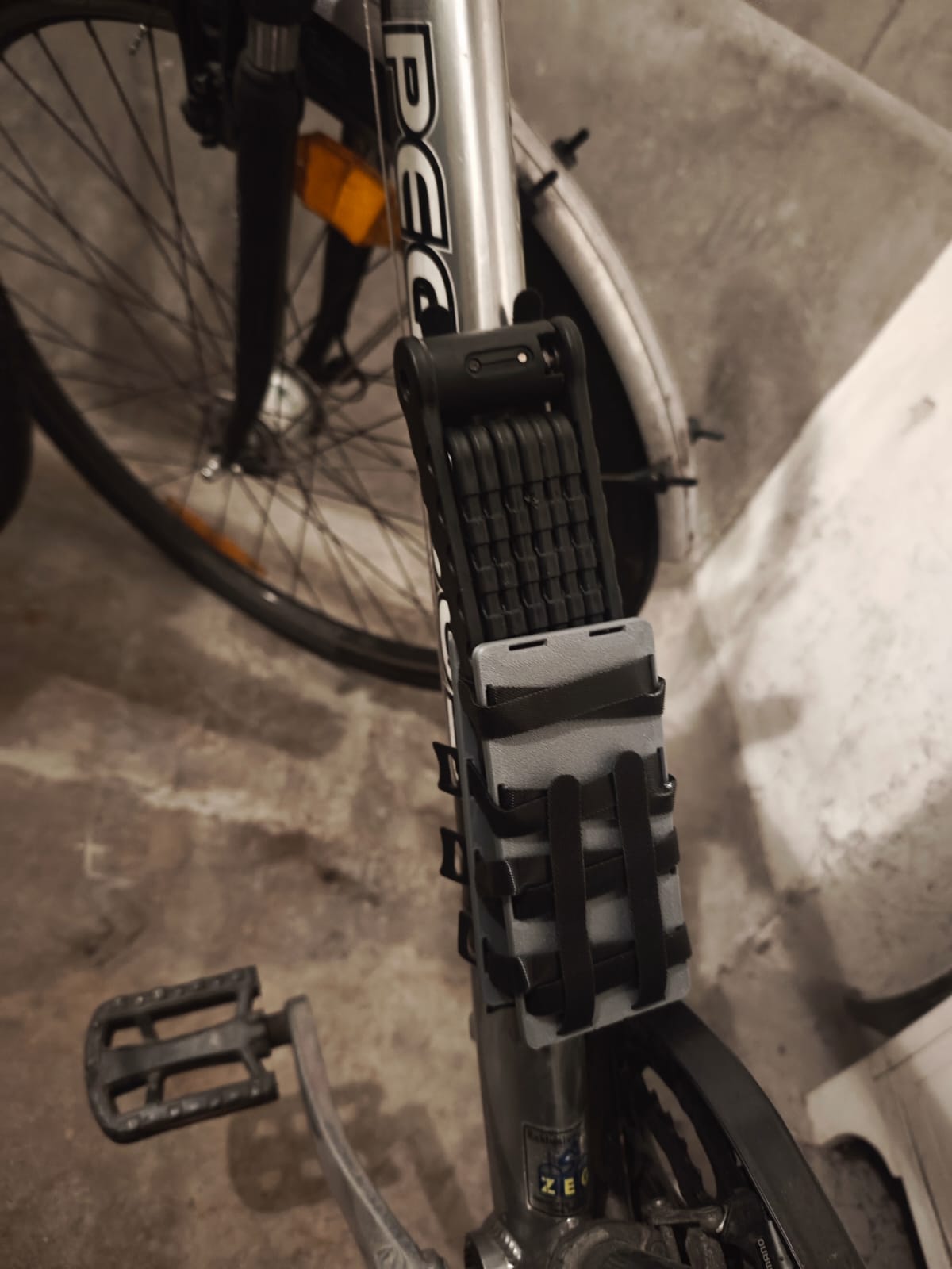Everydays 026 – Bike Lock Holder