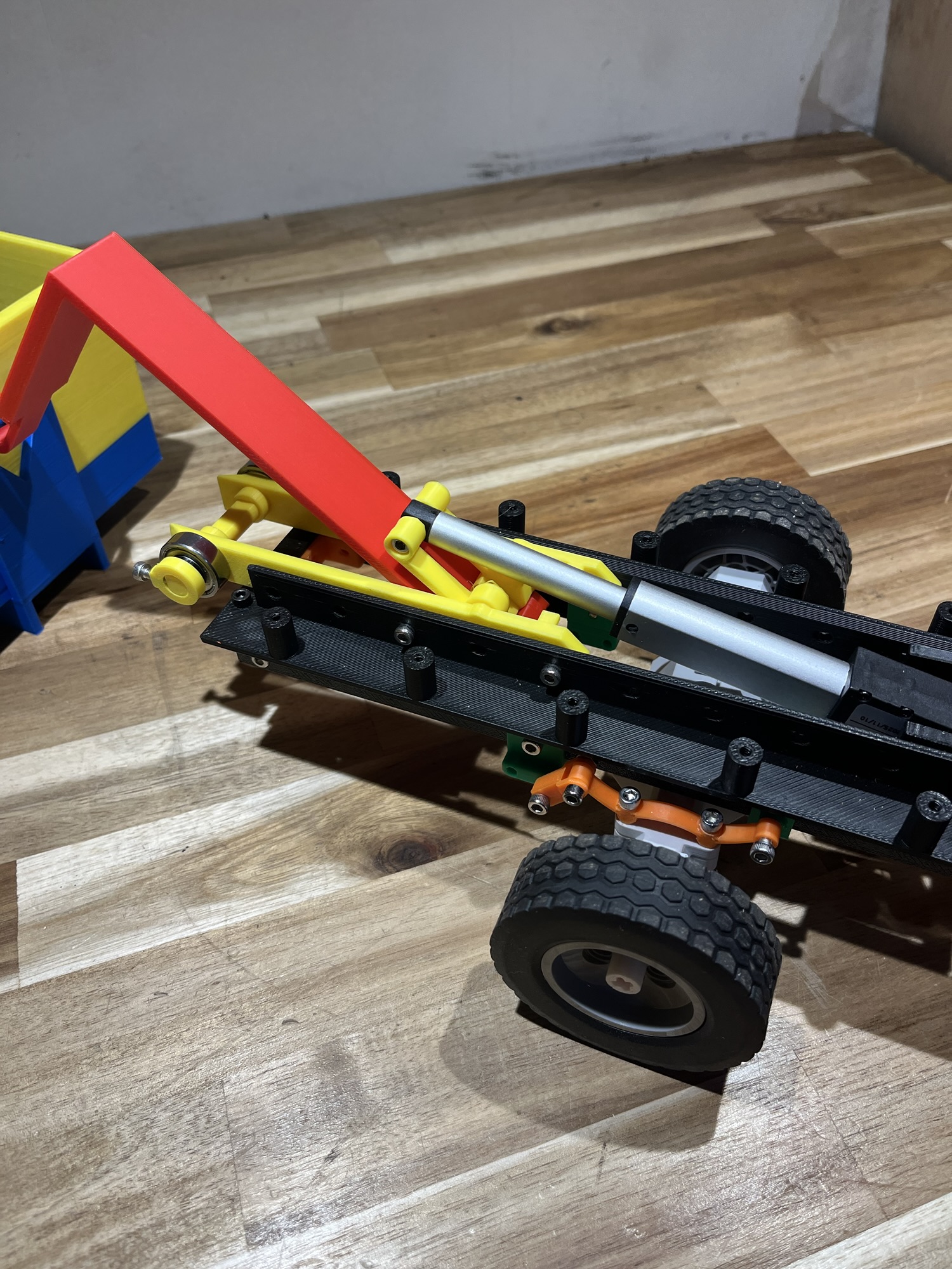 Tusk RC - Rolloff