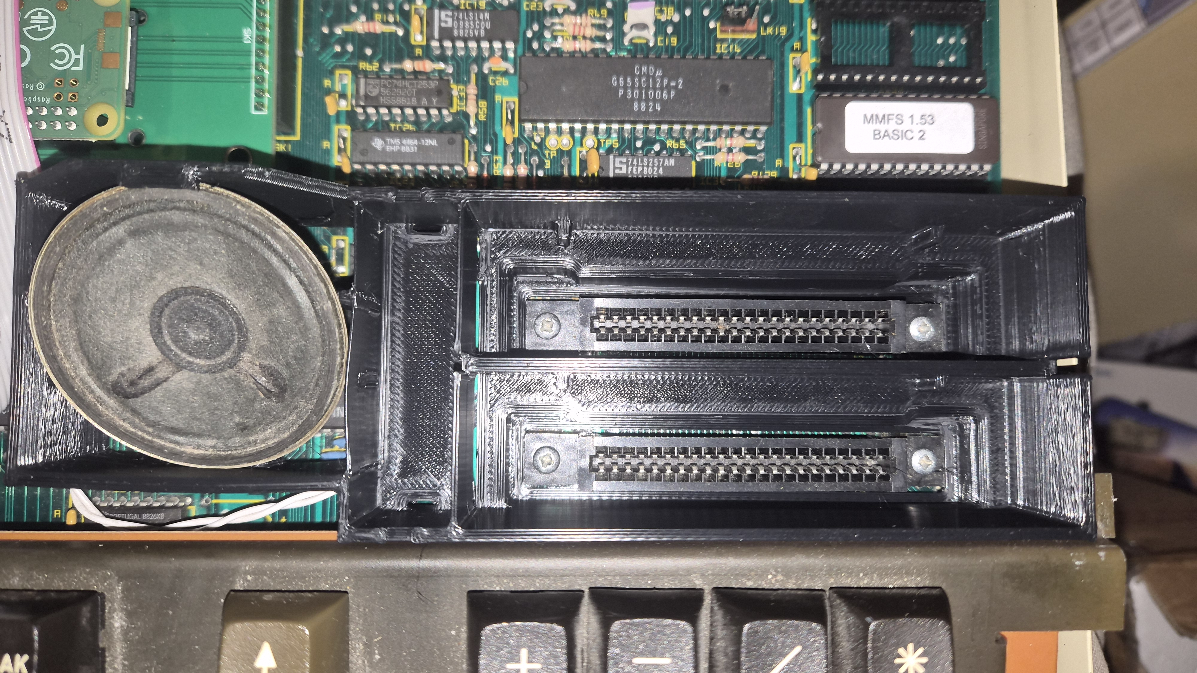 Acorn BBC Master - Cartridge / Speaker Bracket
