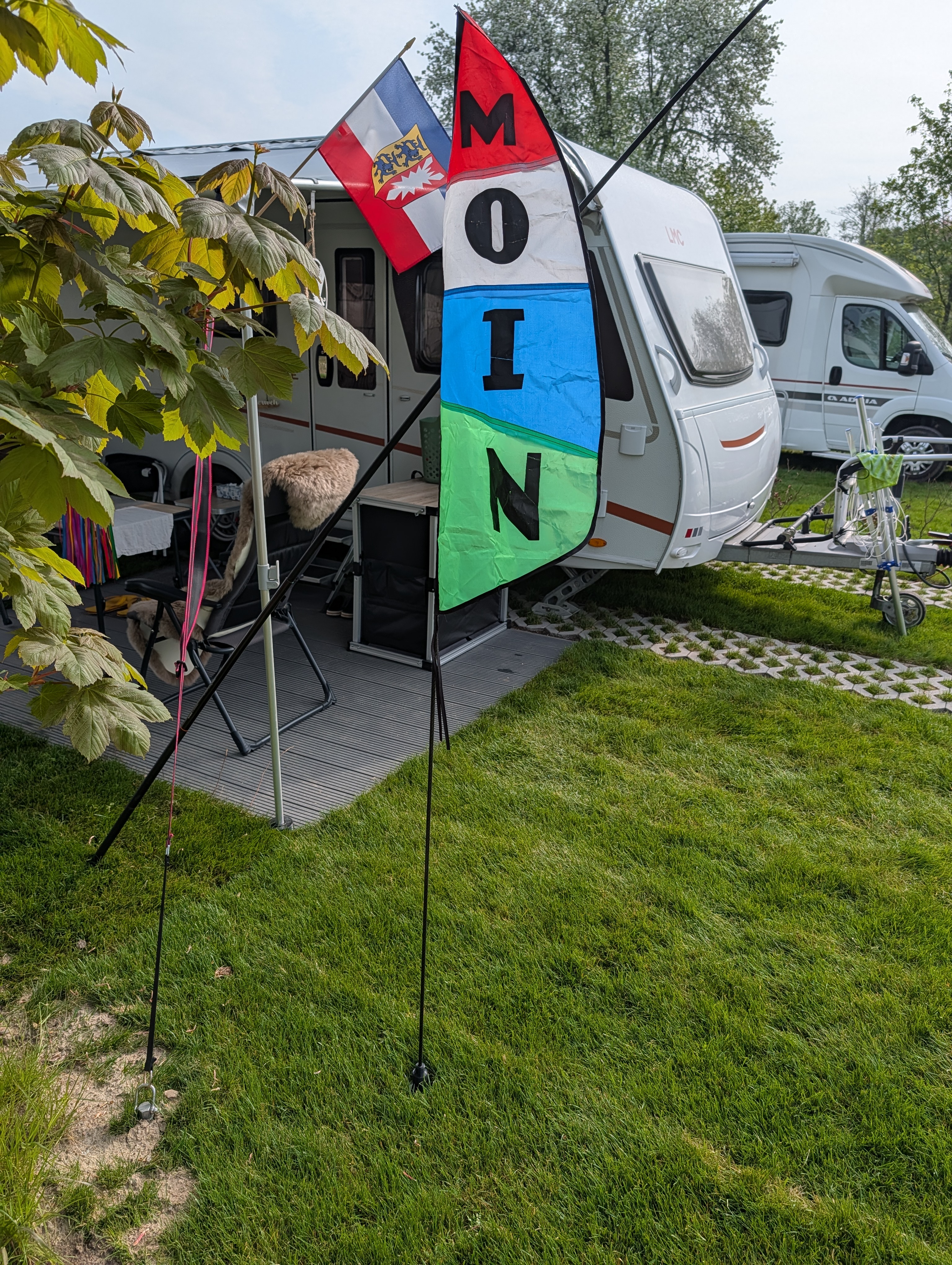 Bodenhülse für eine kleine Fahne
