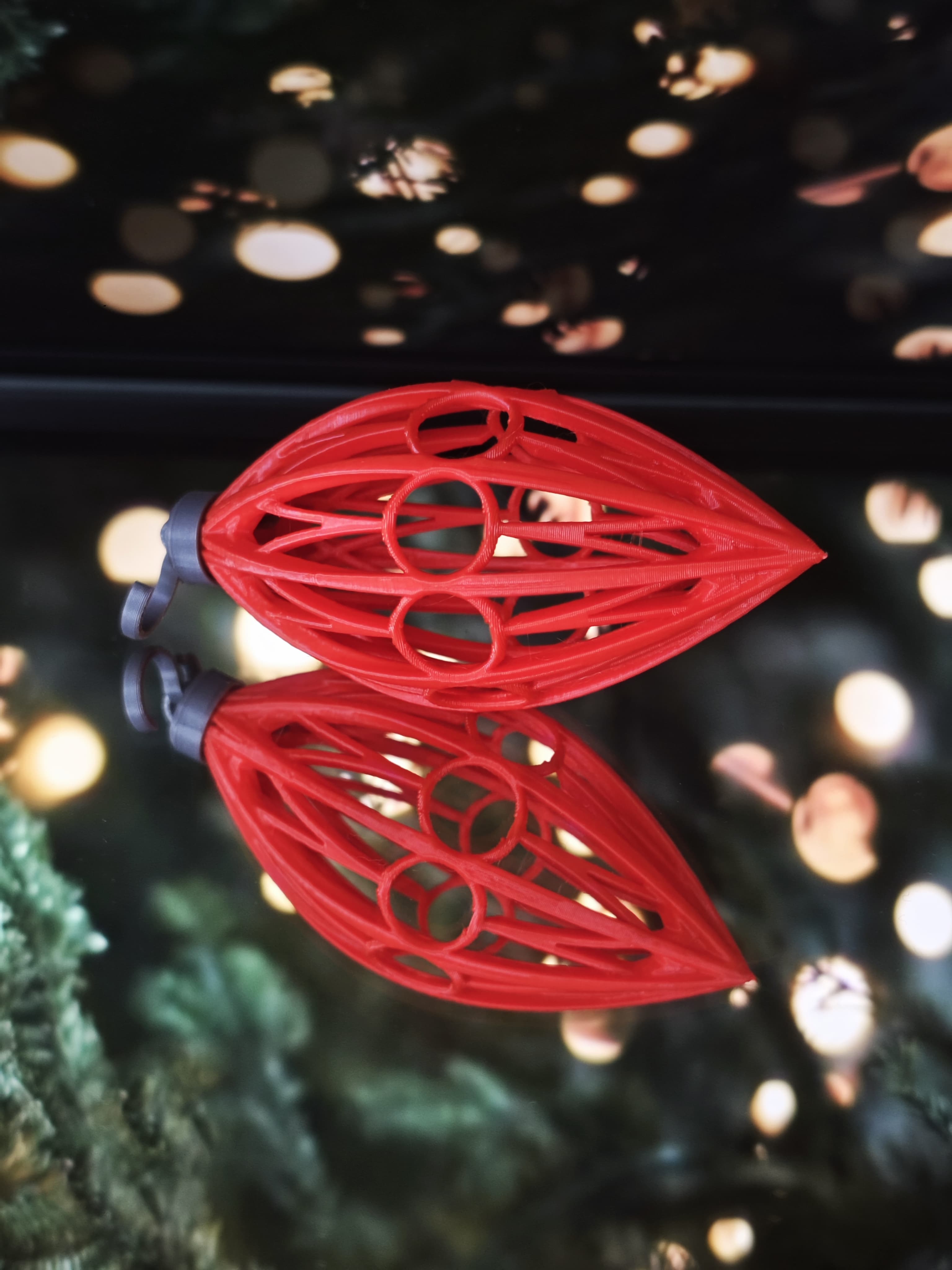 Everydays 025 – Christmas Ornament Refinata Voluta