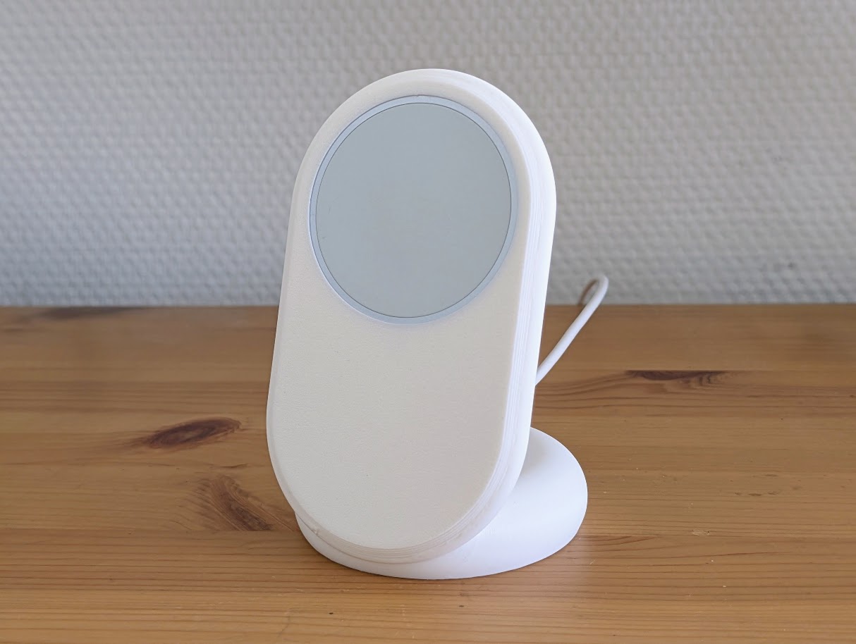 Pixelsnap stand for Pixelsnap Qi2 wireless charger and other 56mm diameter charger