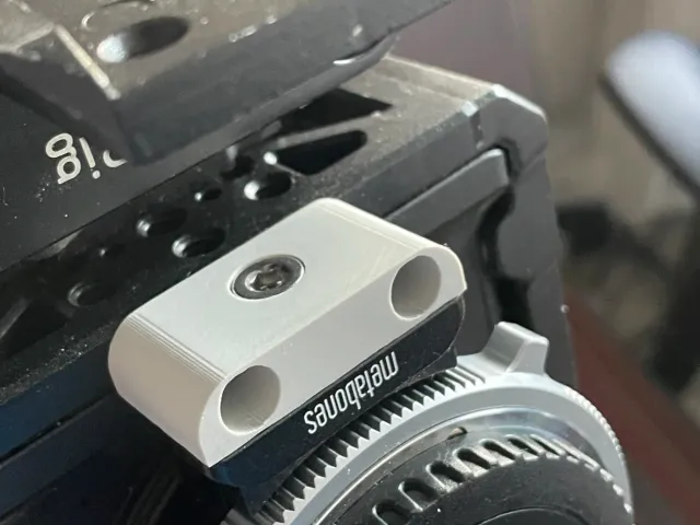 Metabones to 8sinn RED Komodo cage