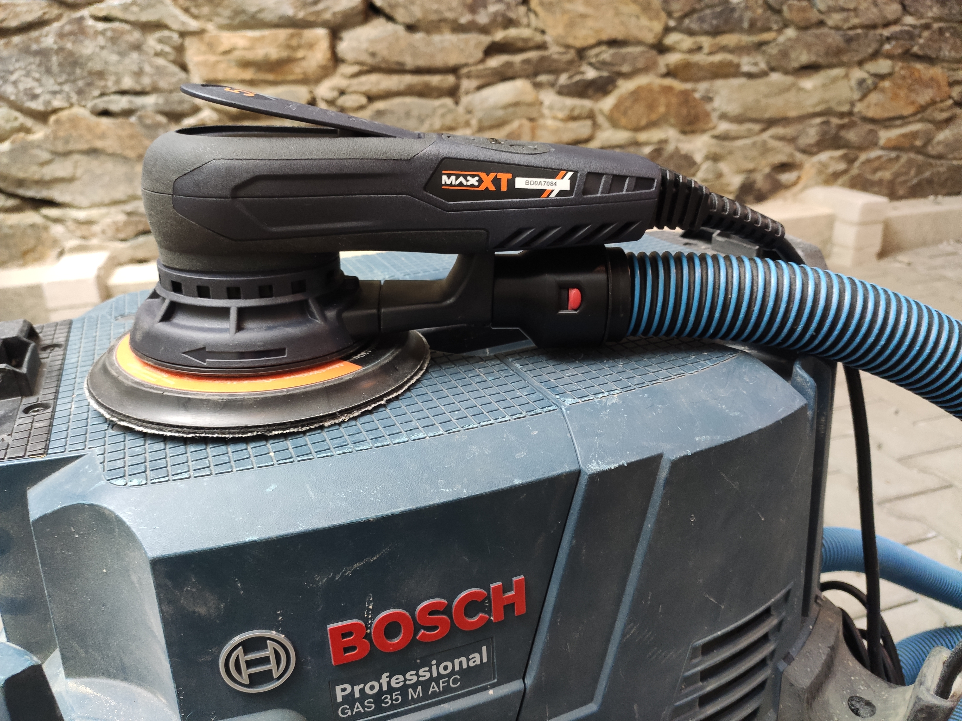 Adapter MaxXT R7303 Sander to Bosch Click & Clean