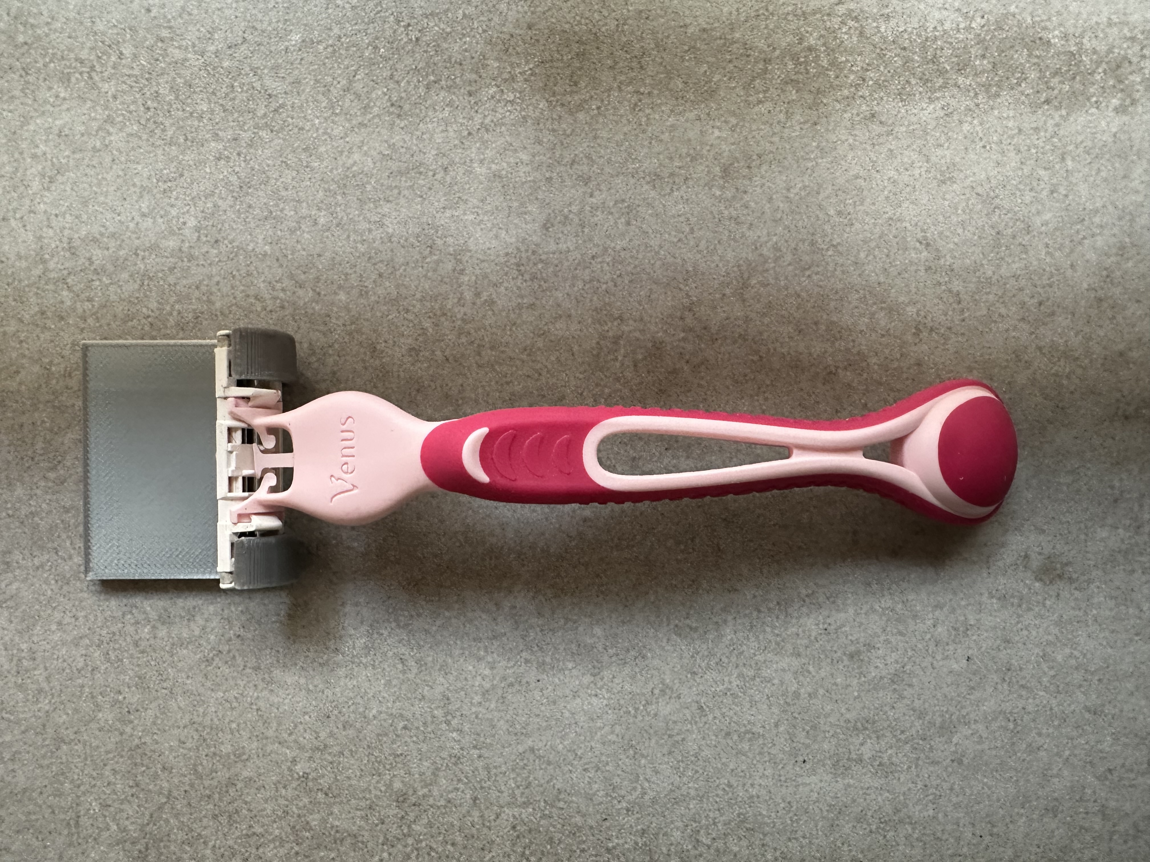 Razor / shaver holder
