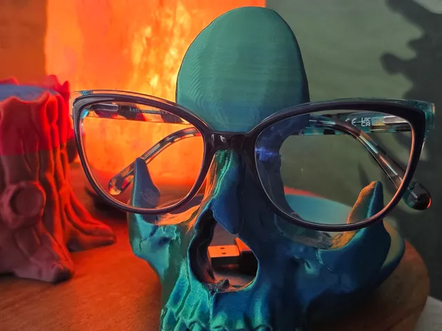 Glasses and Keys Stand