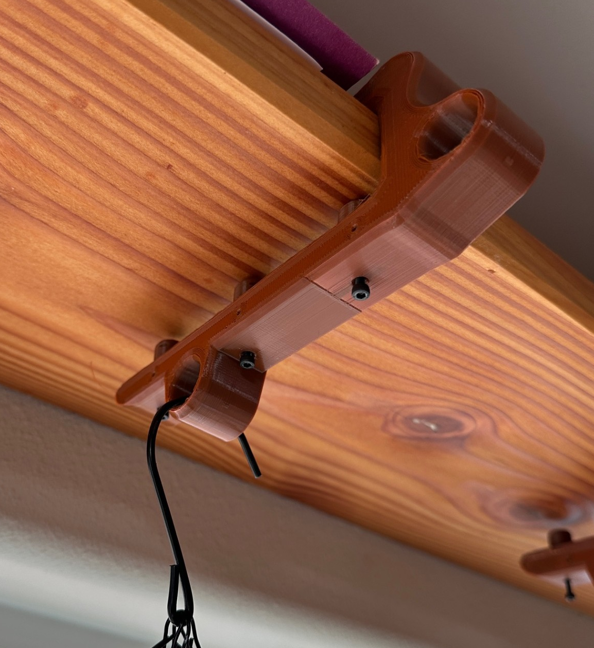 Plant hanger for thick shelves