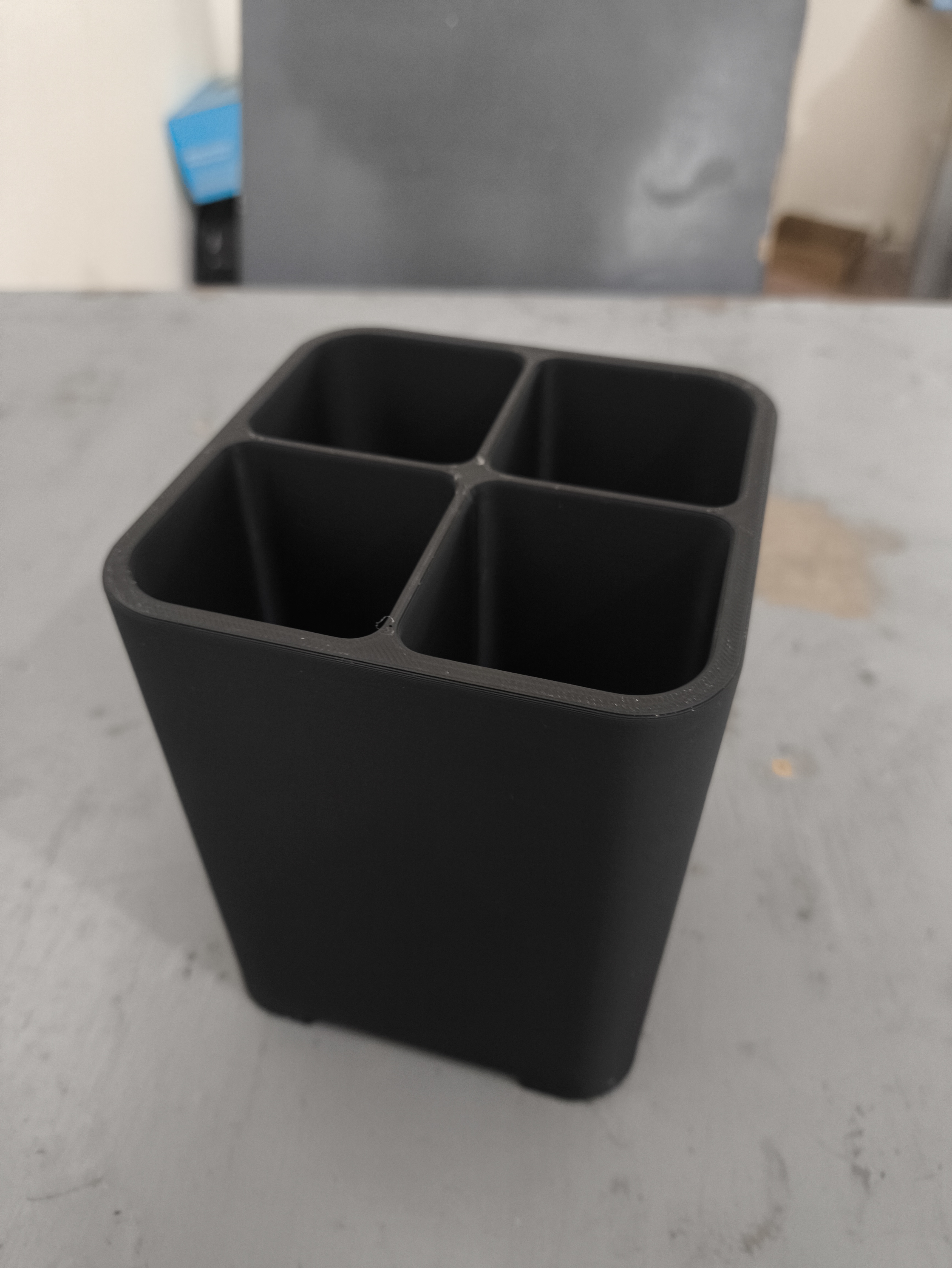 Cutlery Storage — thumbnail 2