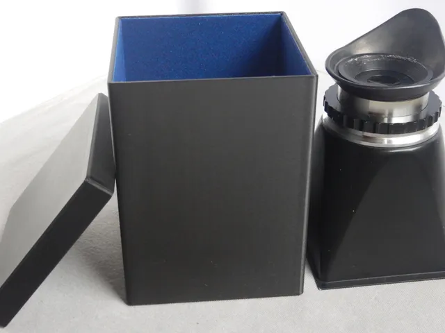 Hasselblad Lupensucher Magnifying Hood Schachtel Box