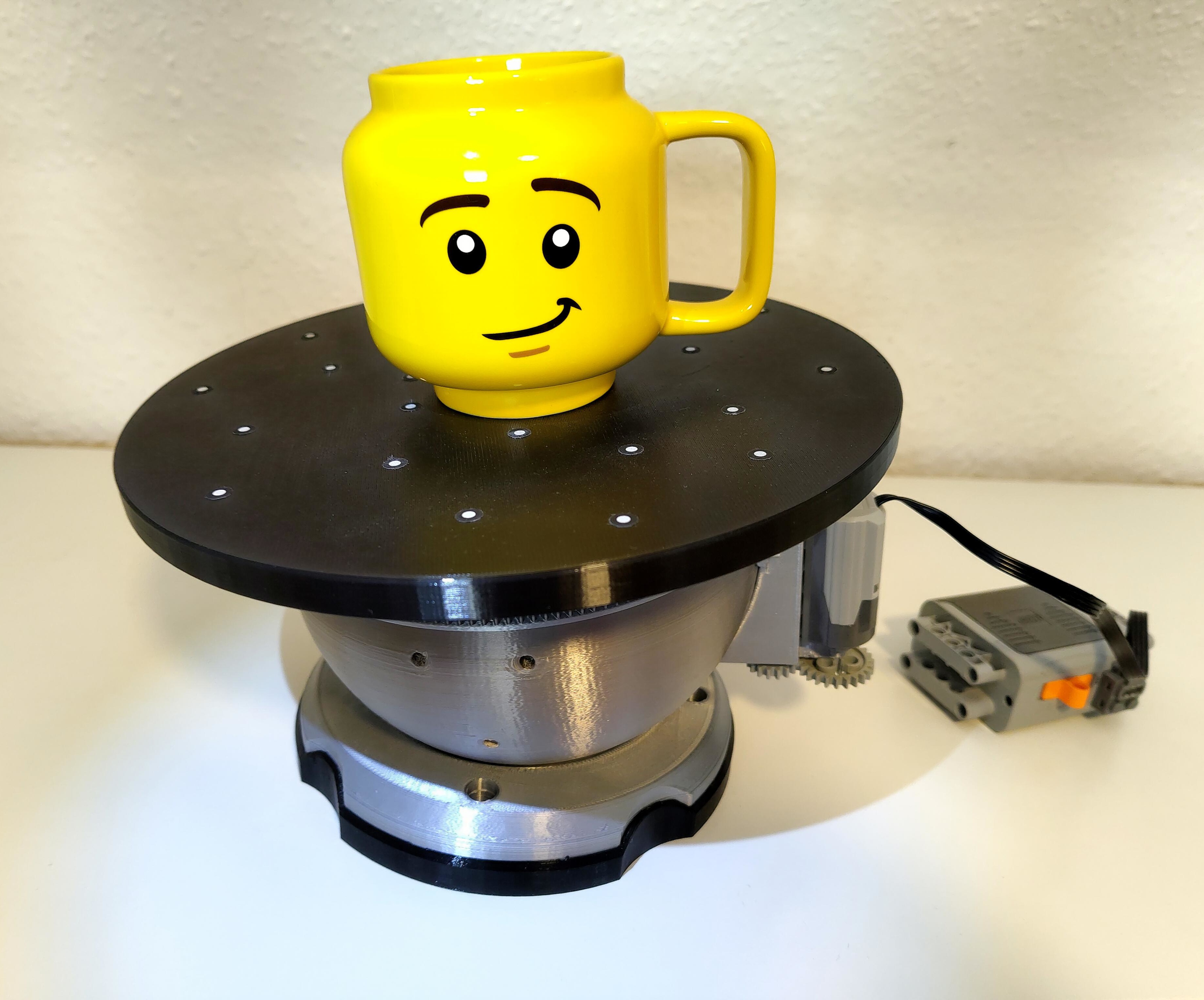 Small 3D Scanning Turntable for Highly Adjustable Ball Vise System