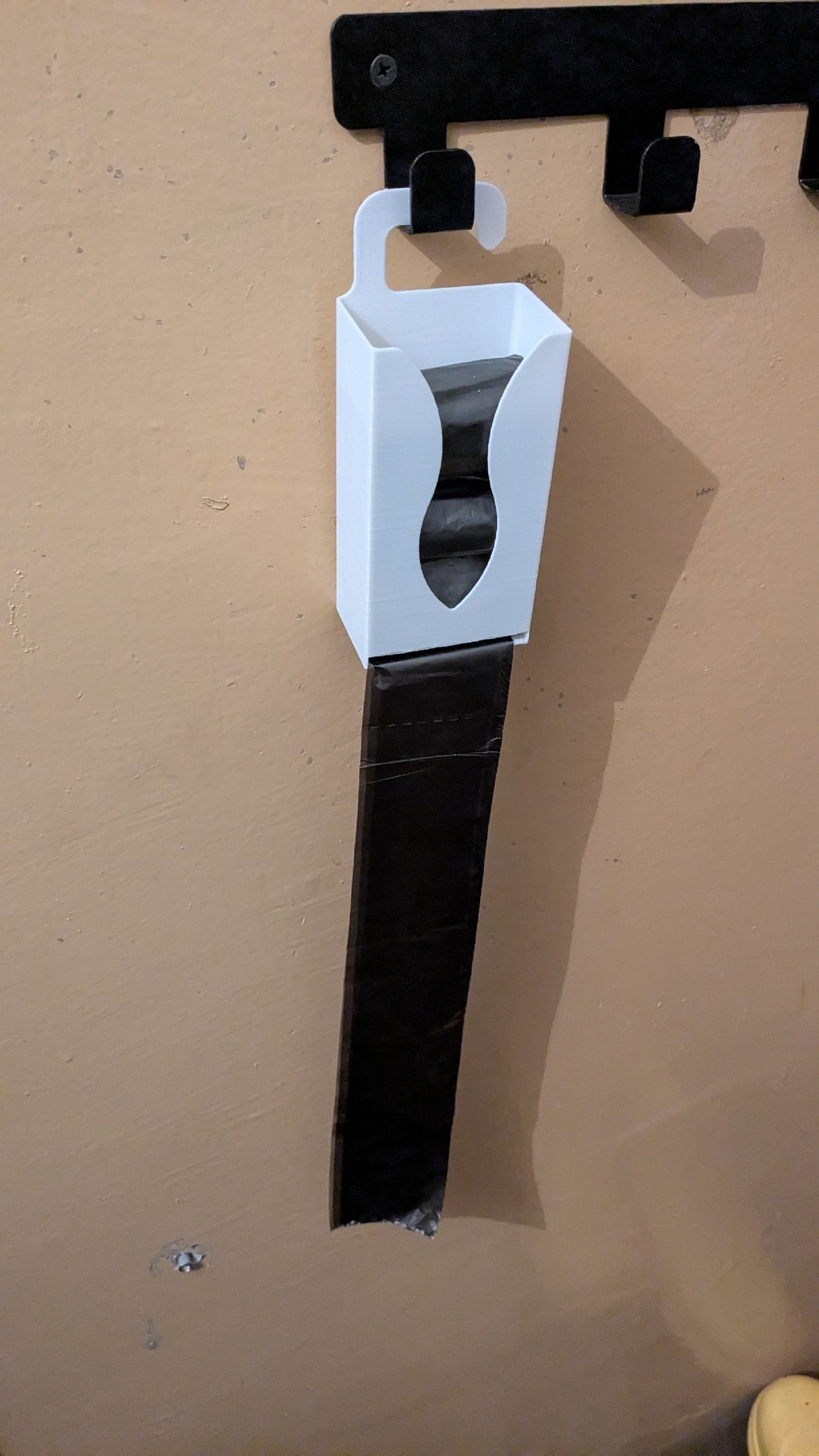 Plastic bags holder