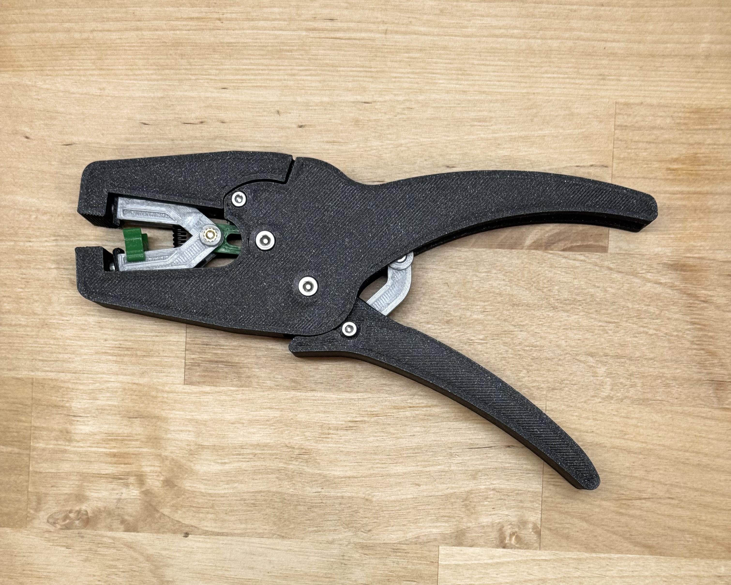 Miniatura 29 do modelo 3D Wire Stripper Pro – Functional Maker Tool