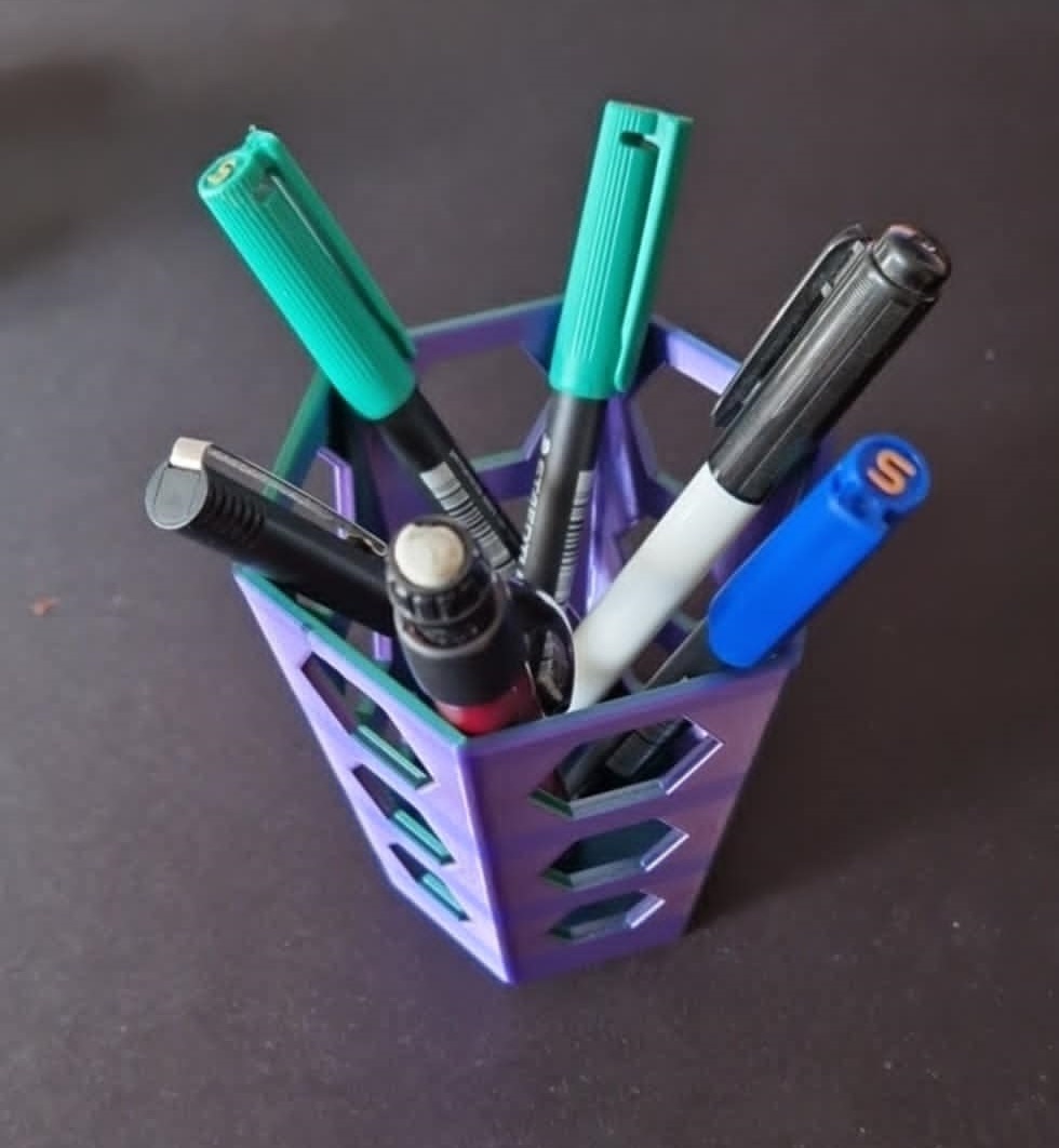 Simple Penholder