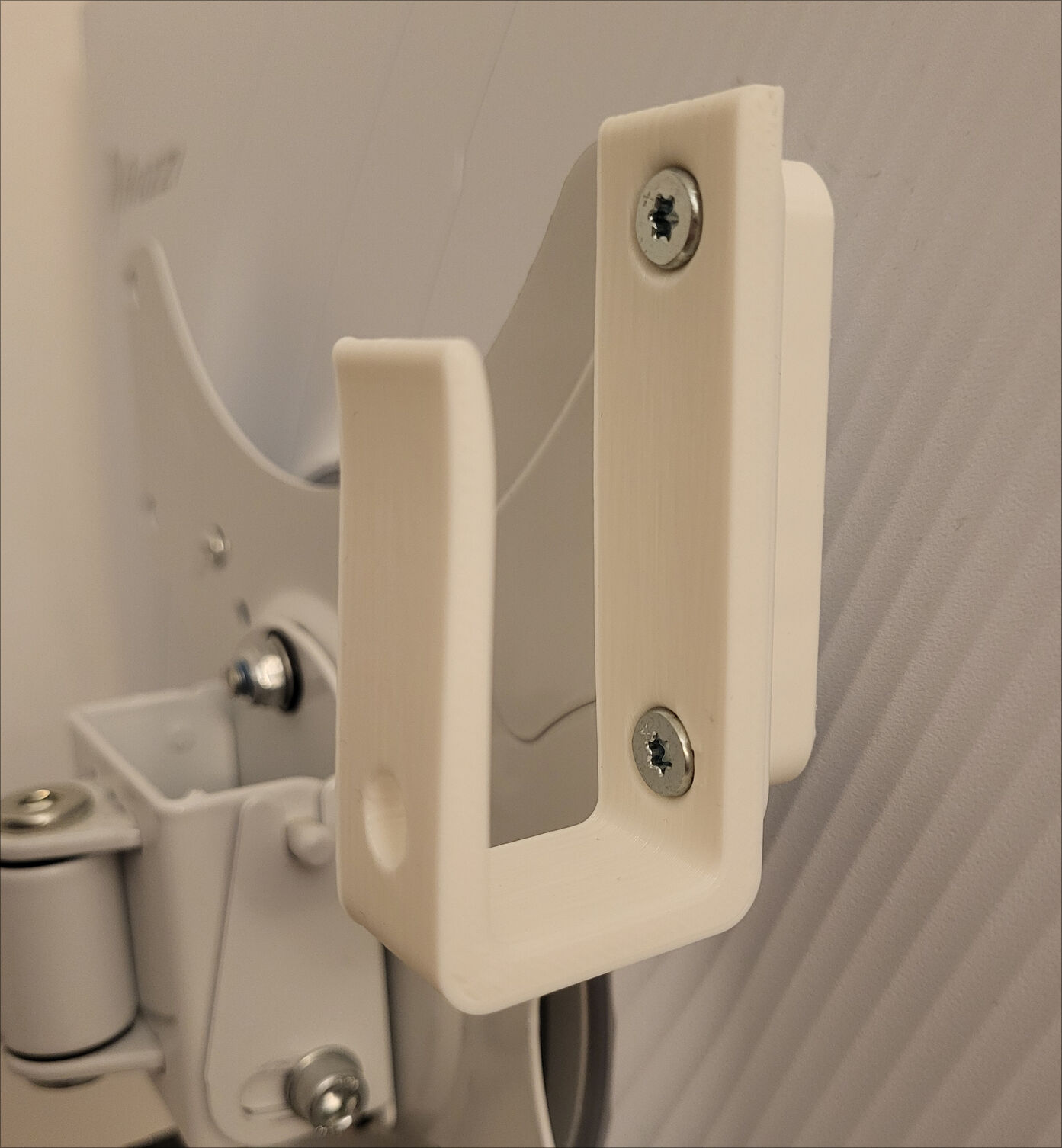 VESA plank mount