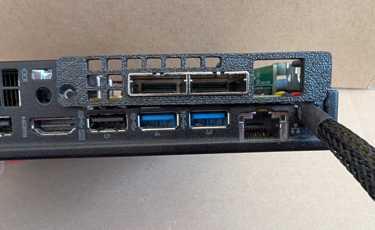 Lenovo M920q Sas Baffle