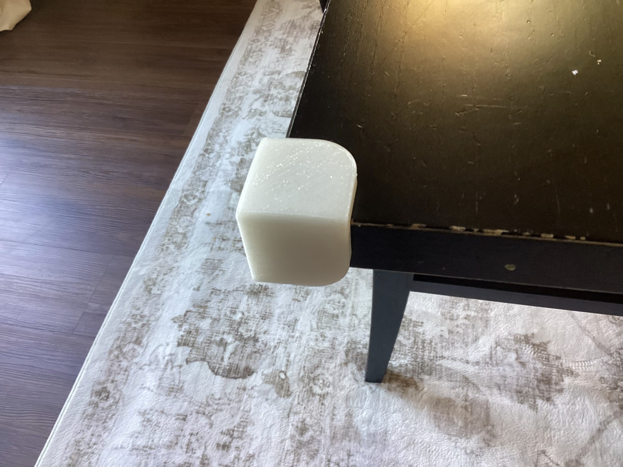 Cushion for sharp corners — thumbnail 2