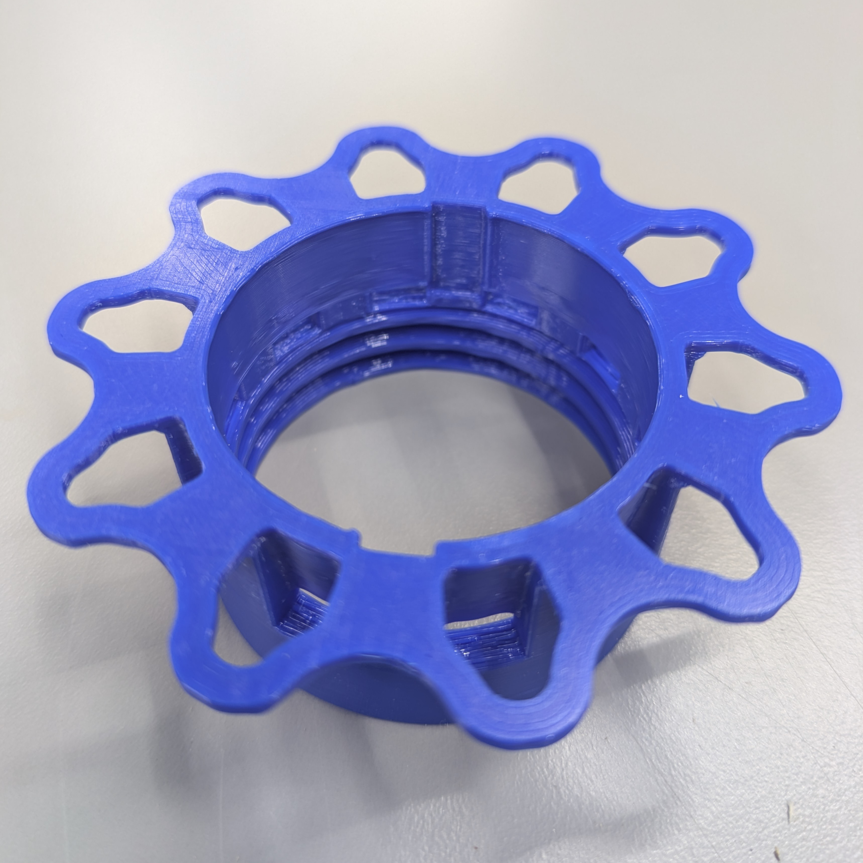 Remixed Lock-in-place in-spool lid for hygrometer tabs