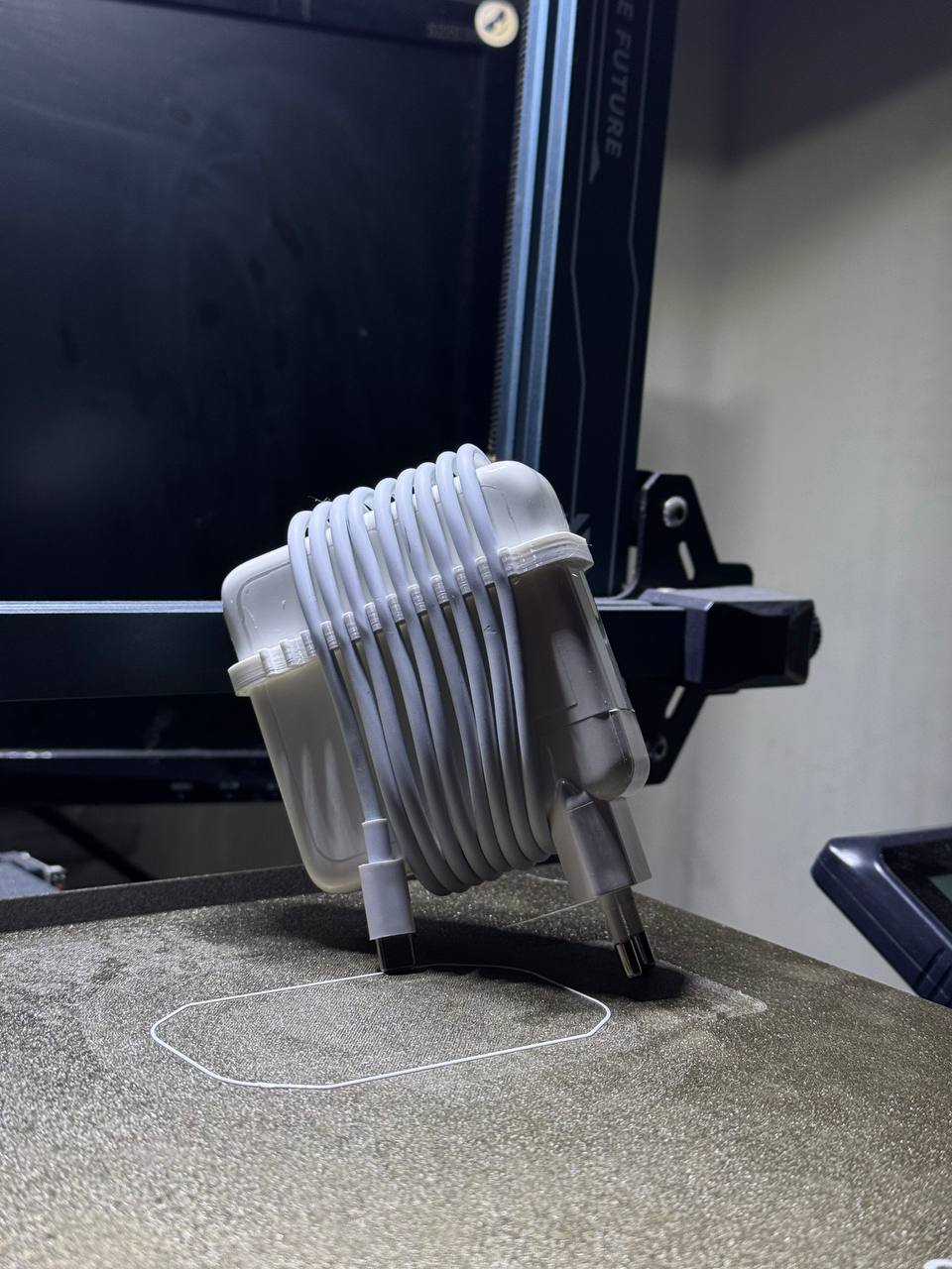 Macbook Charger Cable Management 87W