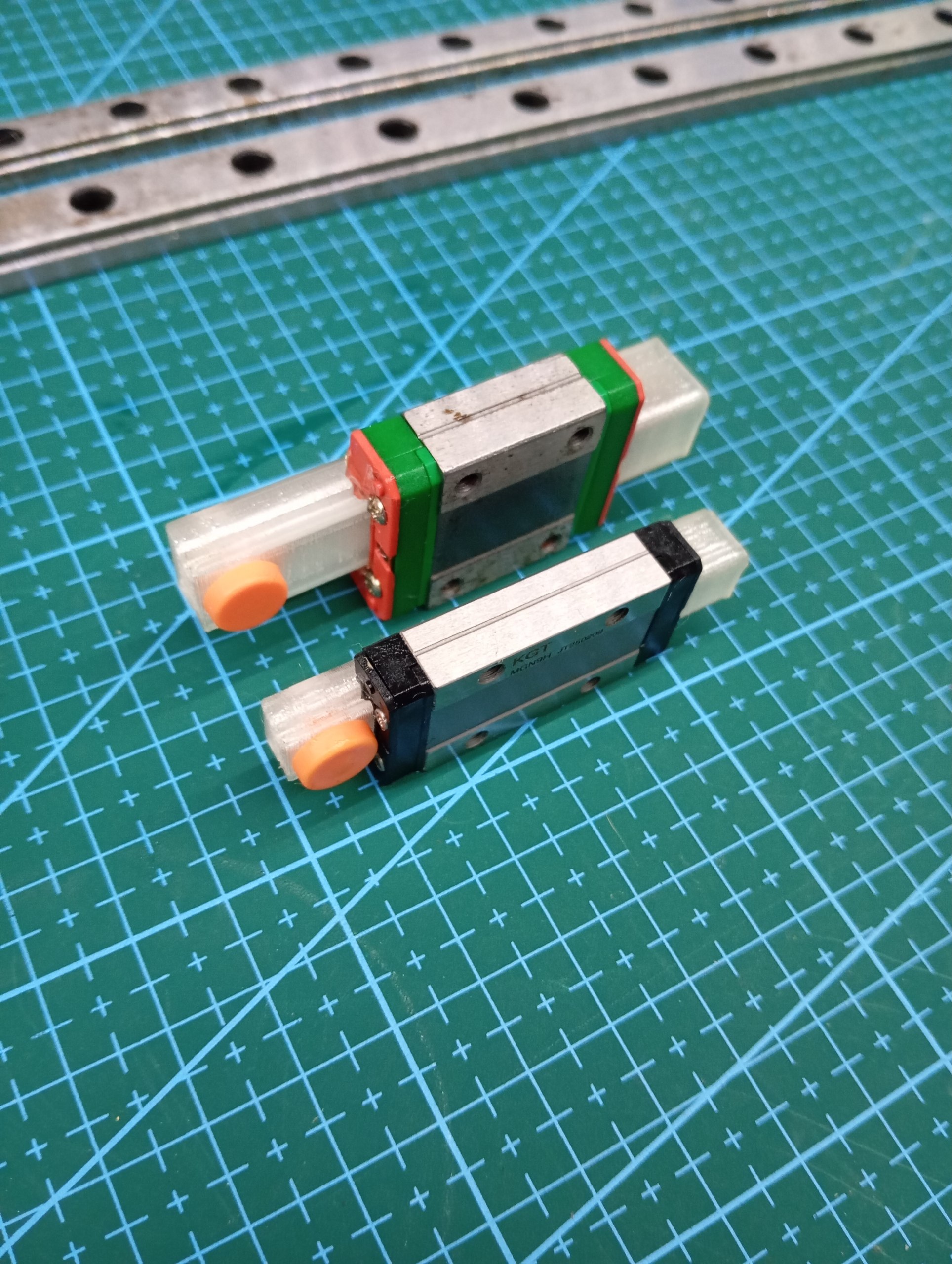 MGN9 MGN12 block/carriage disassembly helpers with stop