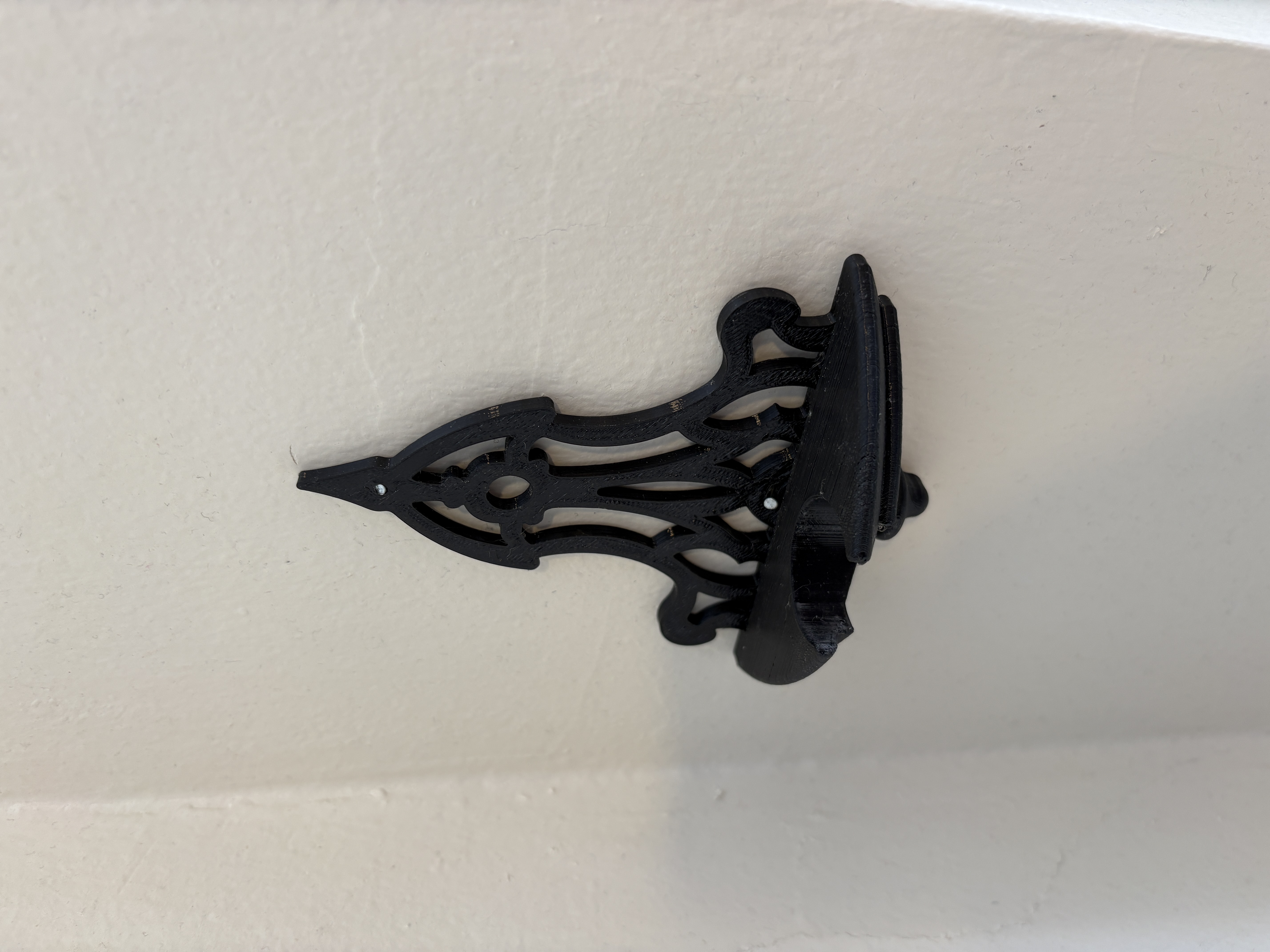 Hollow Knight Silksong Needle Vertical Wall Mount — miniatura 2