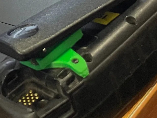 TPH 700 to motorola clip