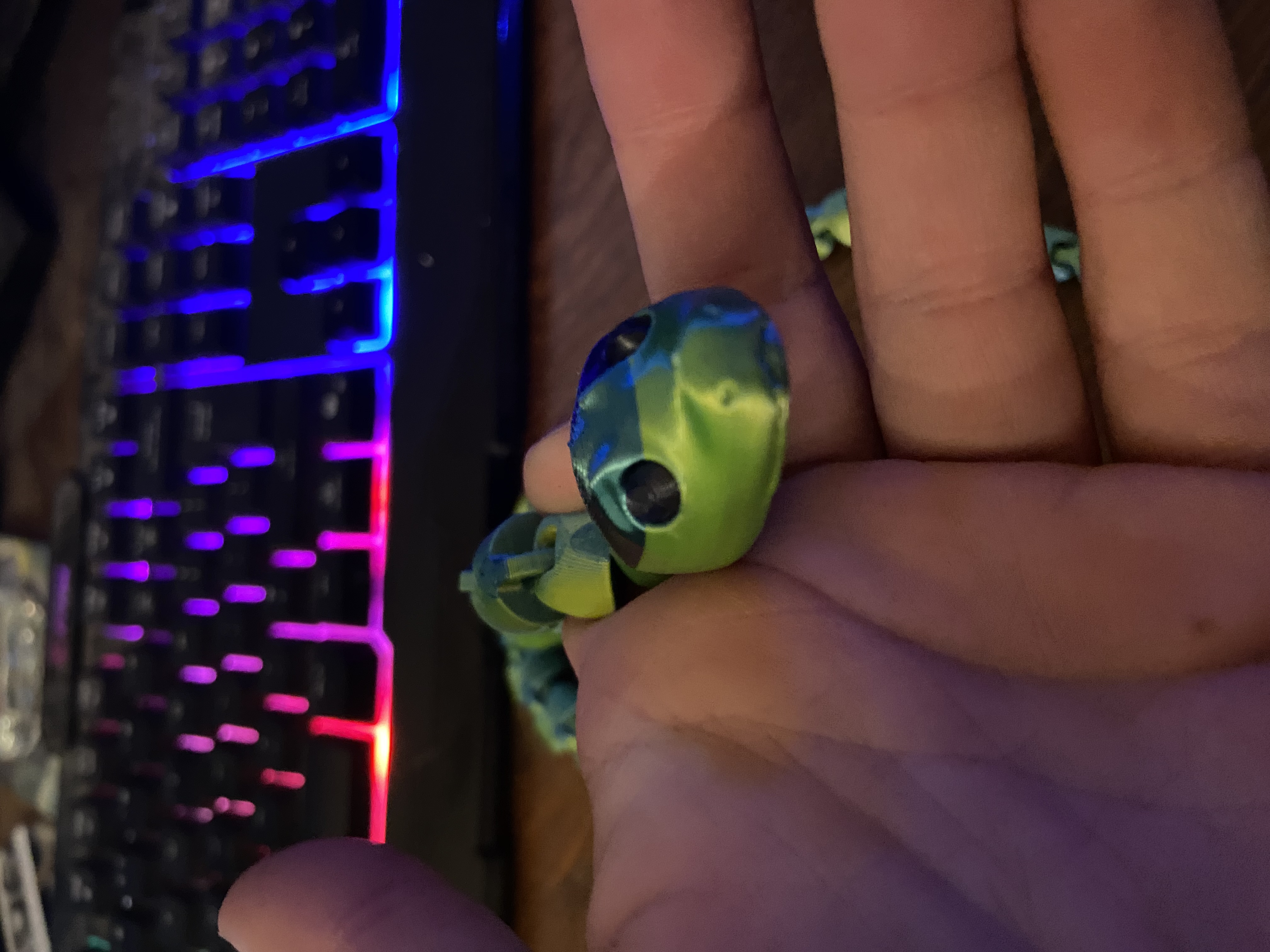 Snakes eyes — thumbnail 2