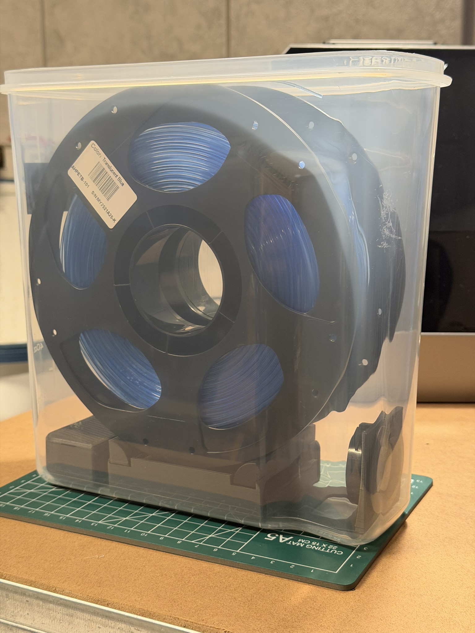 Dyna Drybox / Filament Box with Hygrometer Mount without rollers