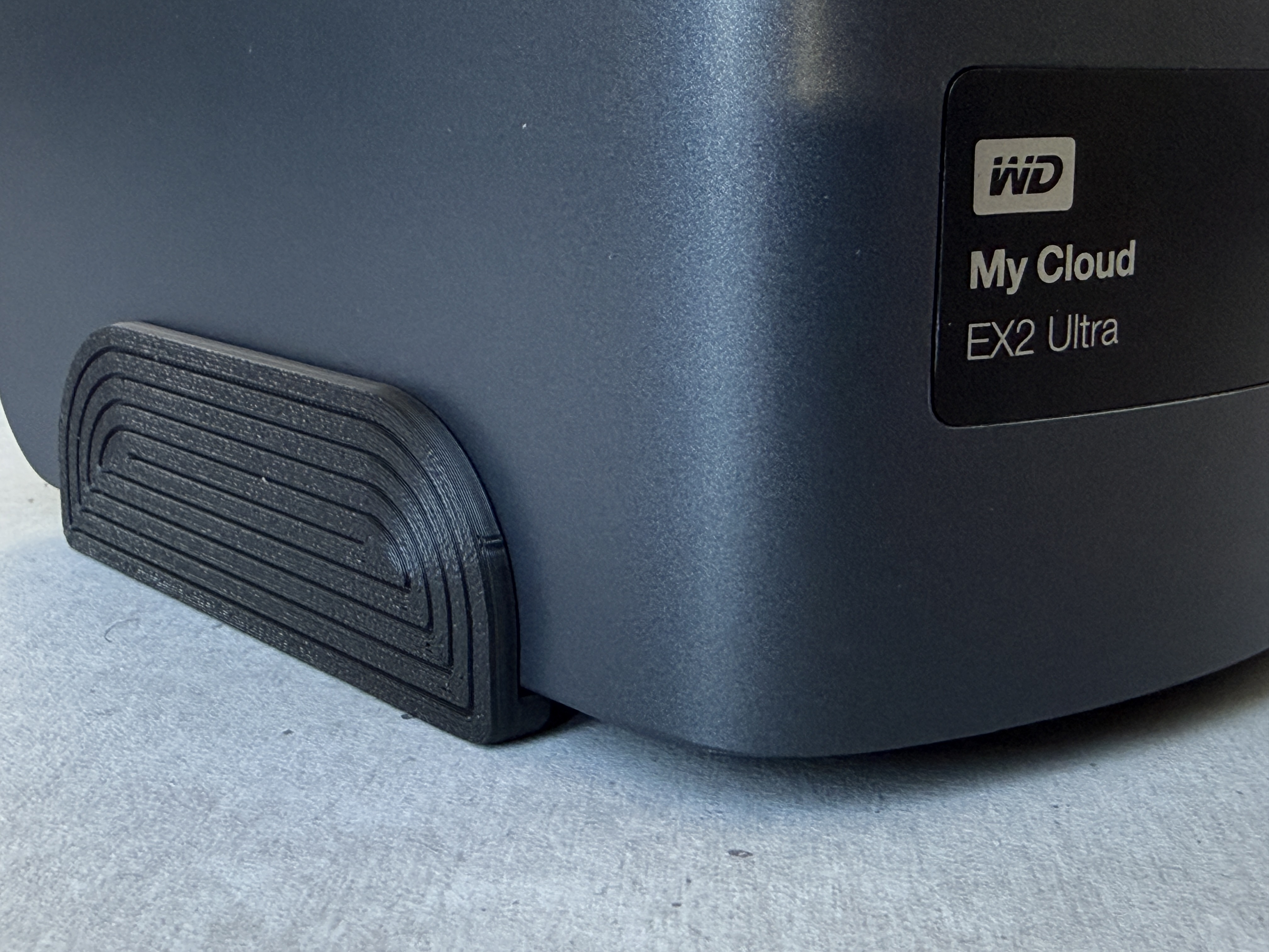 Western Digital (WD) My Cloud EX2 feet