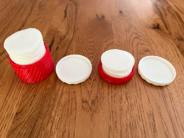 Cotton Round Travel Container