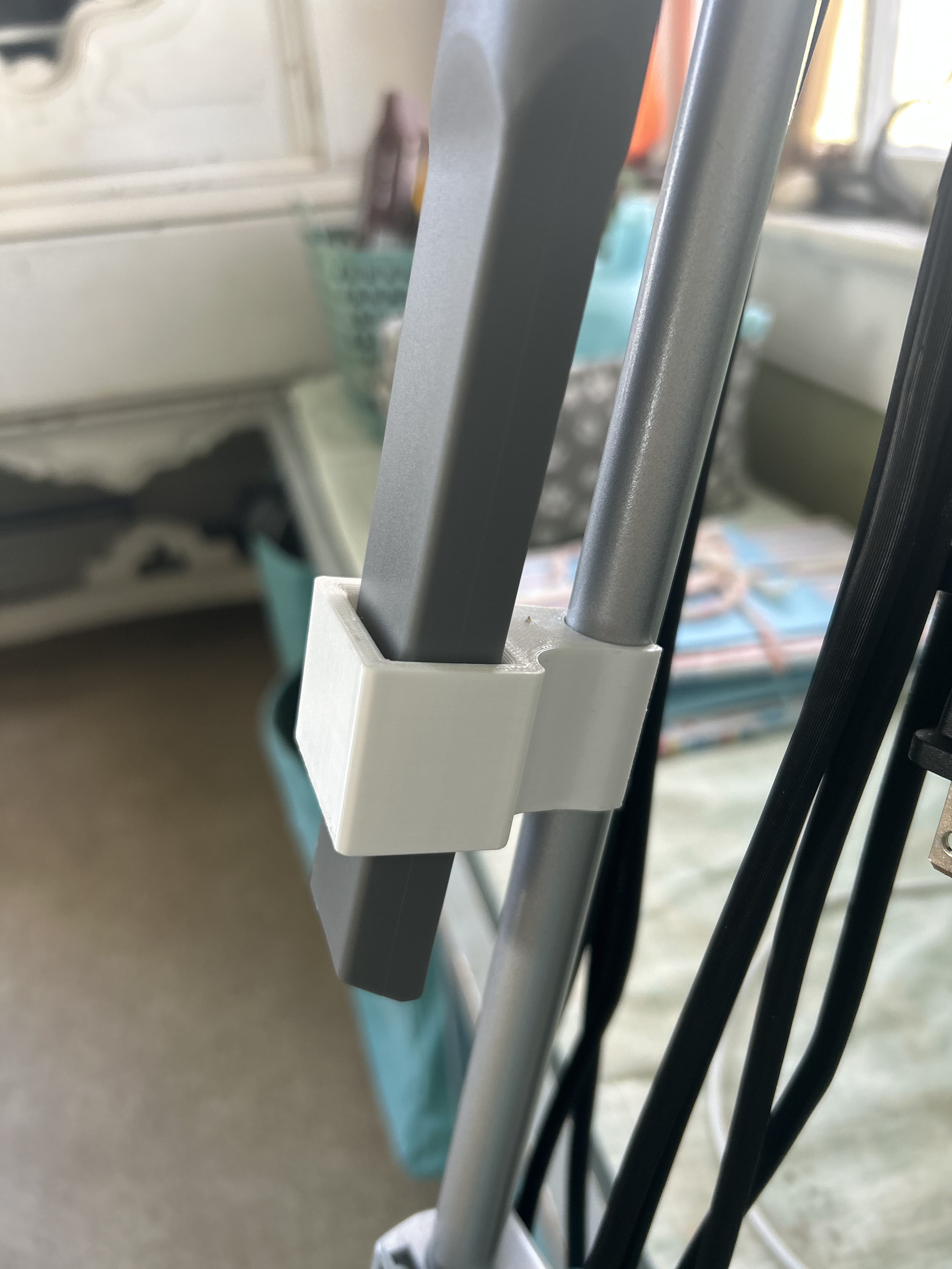 Bissell Featherweight Nozzle Holder