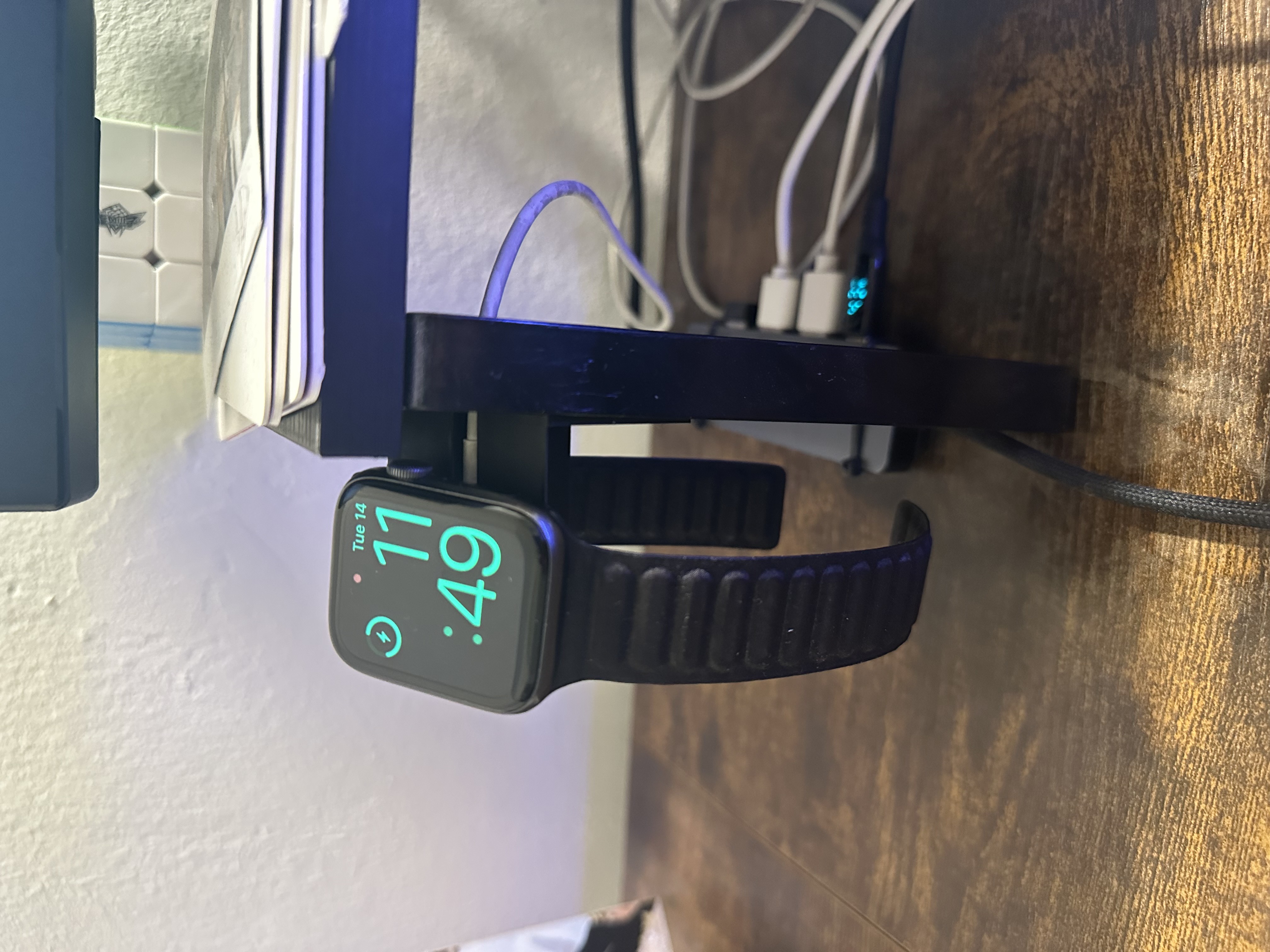 Apple Watch charger corner bracket