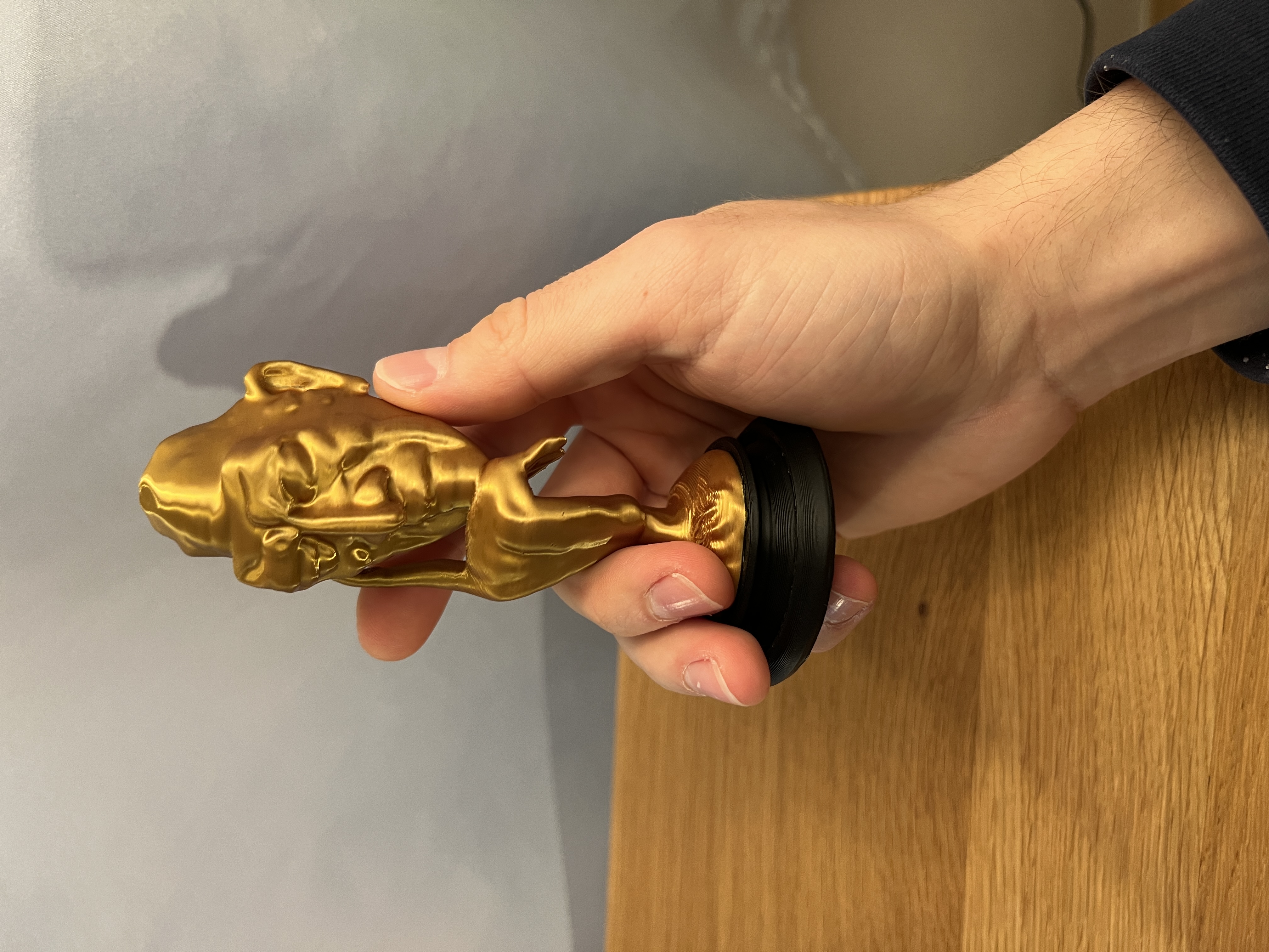 Miniatura 3 do modelo 3D Thinker Statue