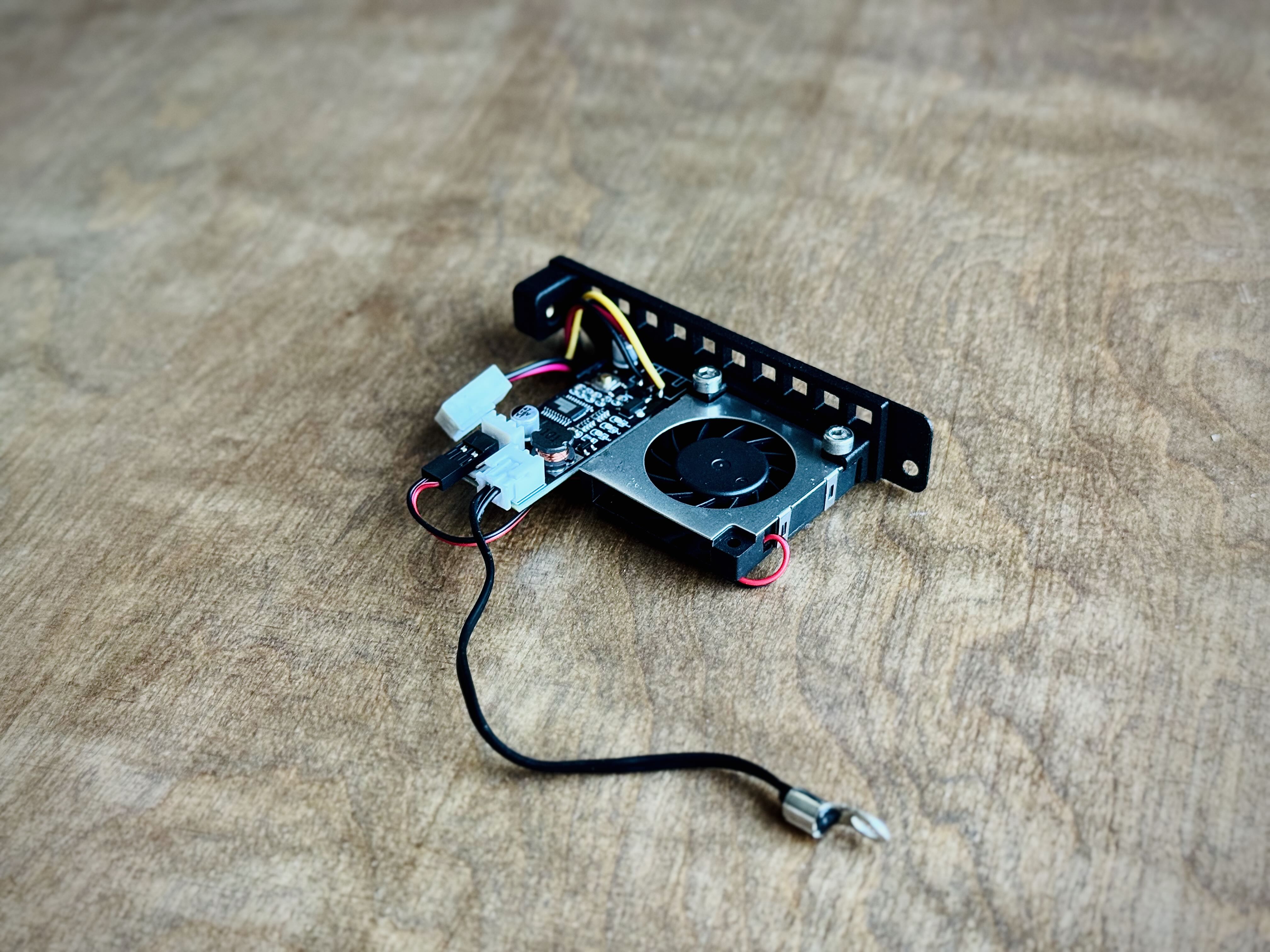 35mm Fan Bracket for Lenovo ThinkCentre M920 Rear with Speed Controller Mount