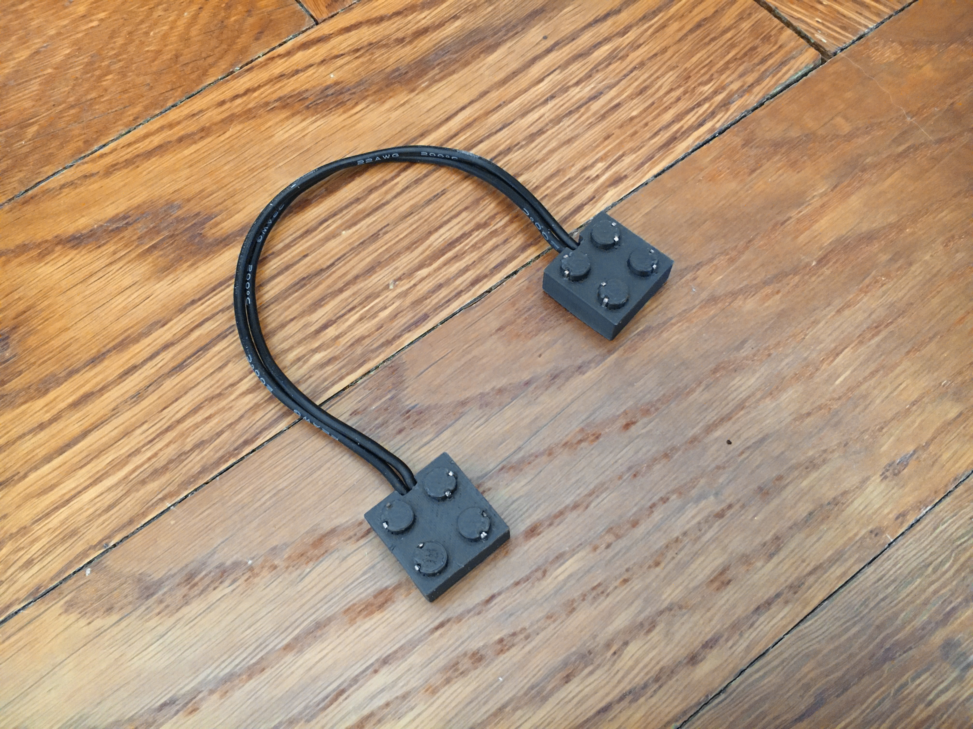 Lego 9V connector/cable