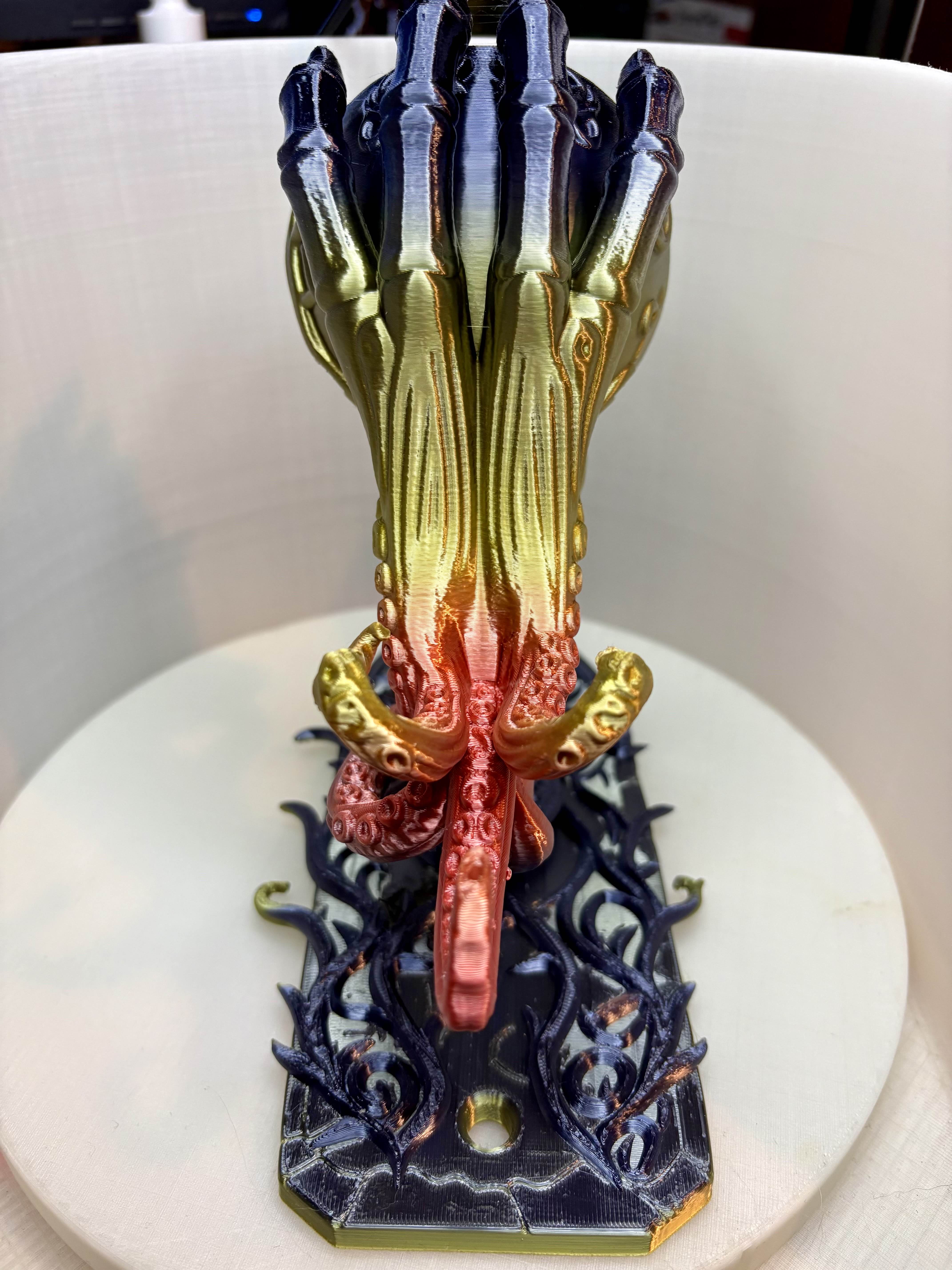Miniatura 4 do modelo 3D The Gothic Keeper Chalice