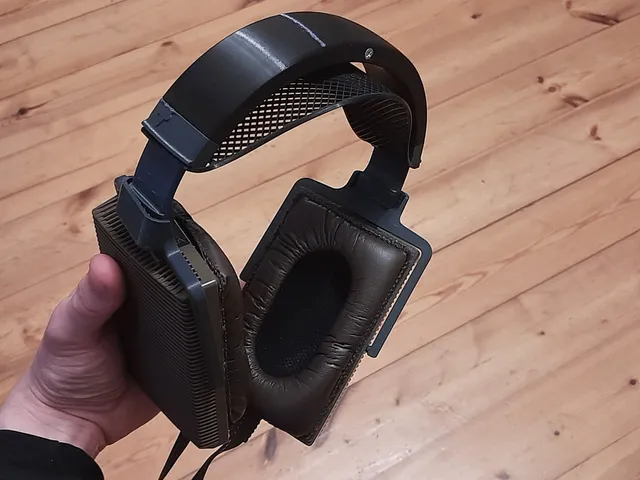 Stax Lambda yoke for the Capra Audio Headband v2