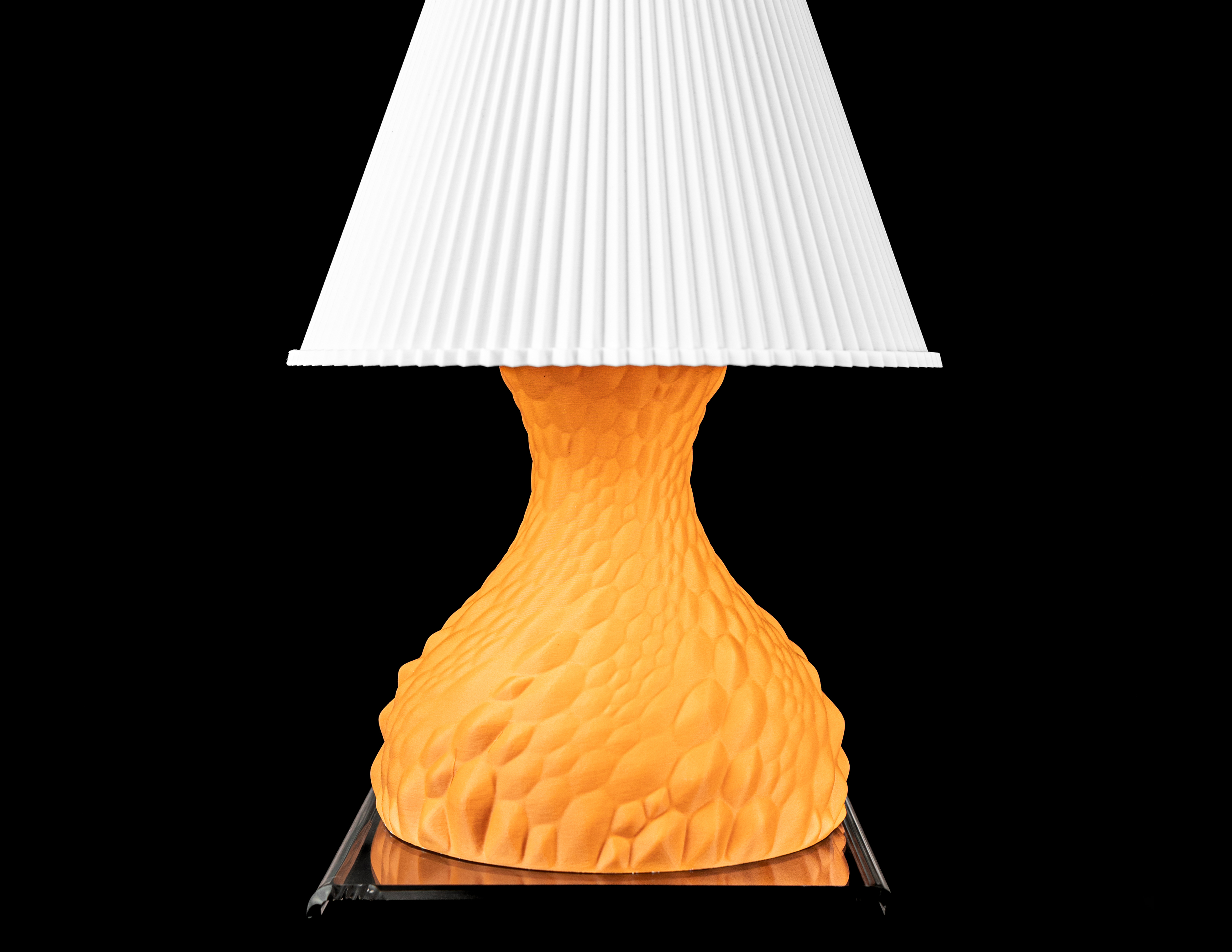 Gato Table Lamp by MODERN MACHINE