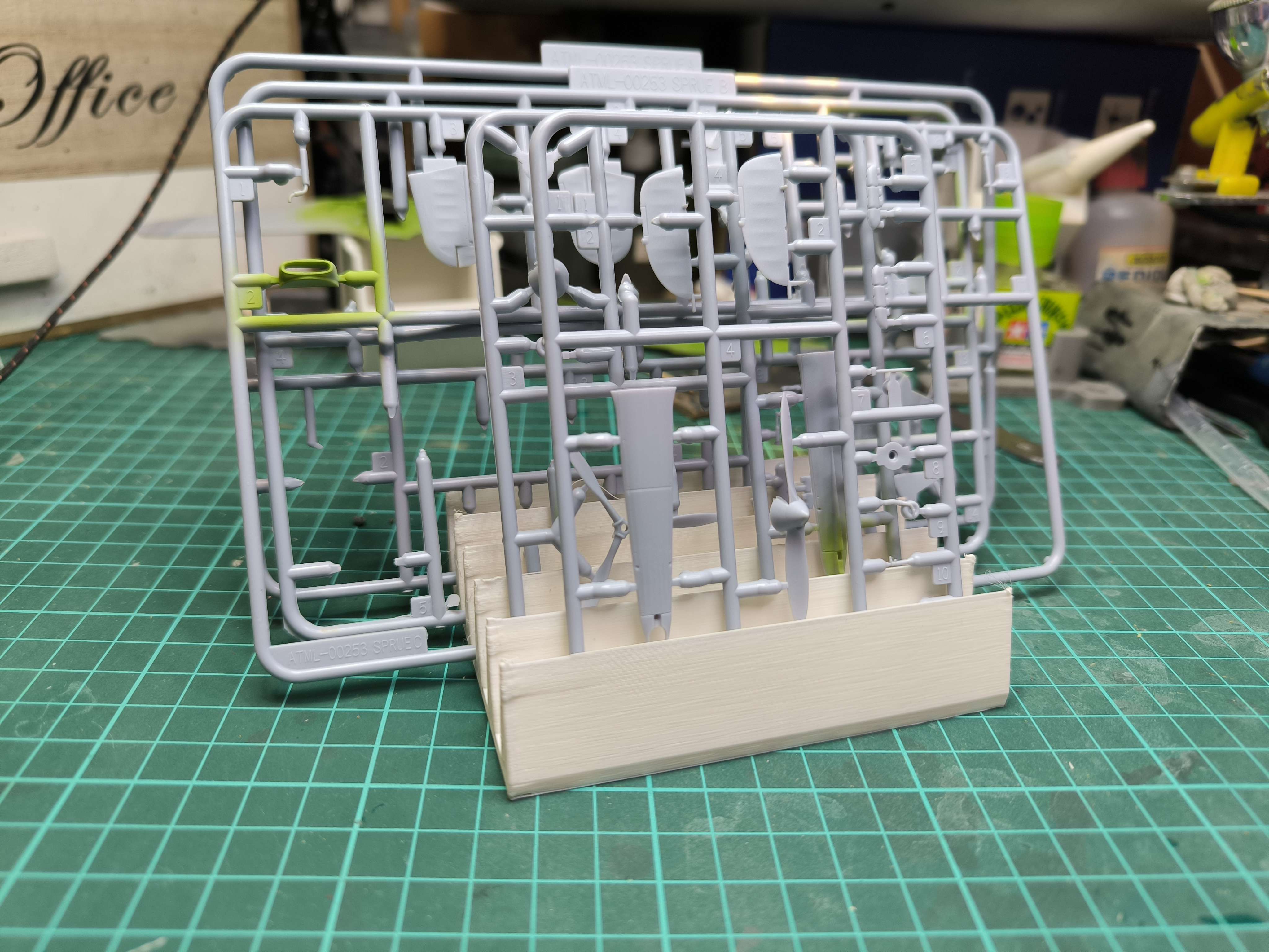 Stand for plastic model frames — miniatura 2