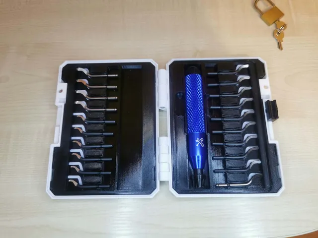 Deburring tool case