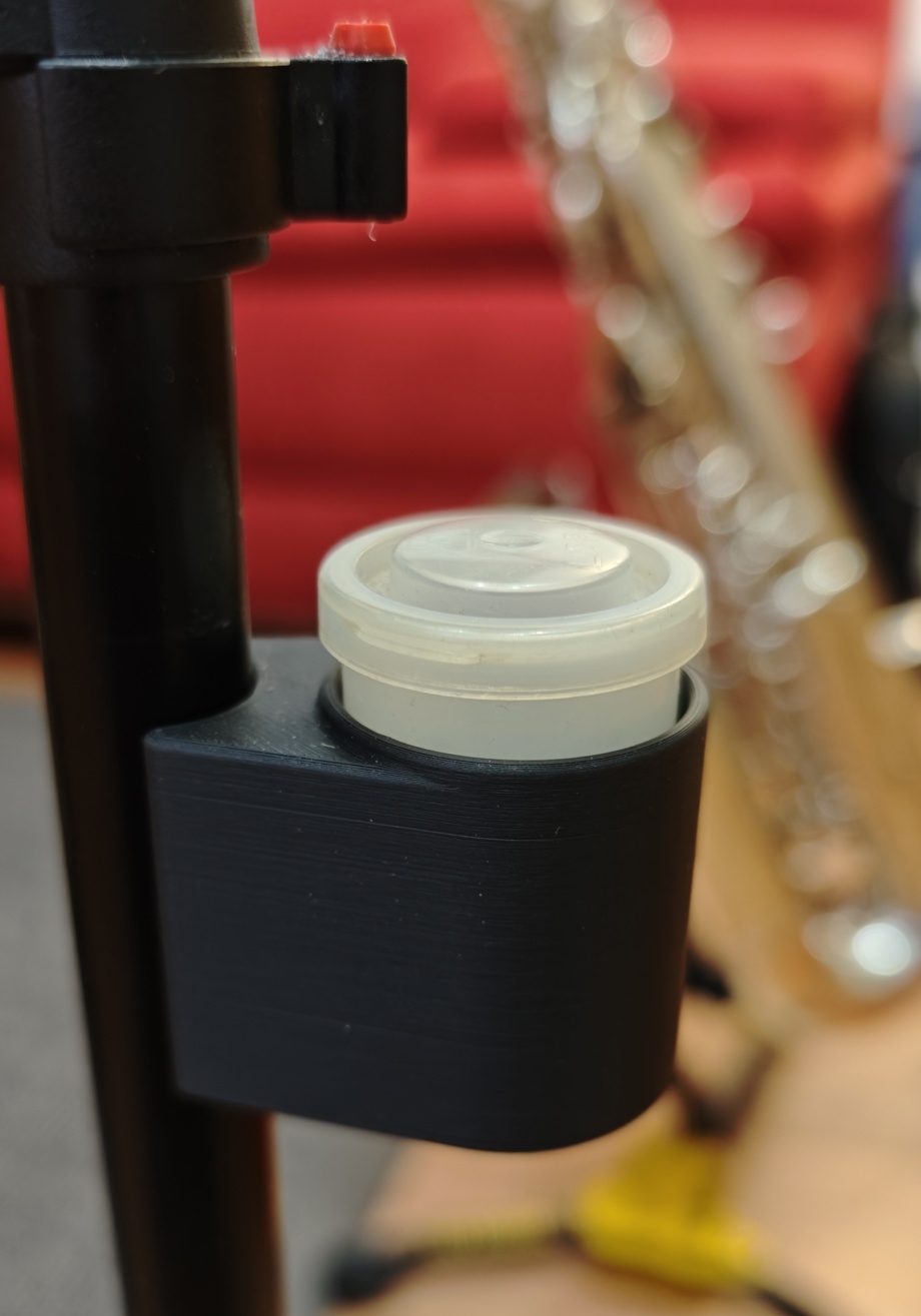 Magnetische Halterung für K&M-Notenständer 10065