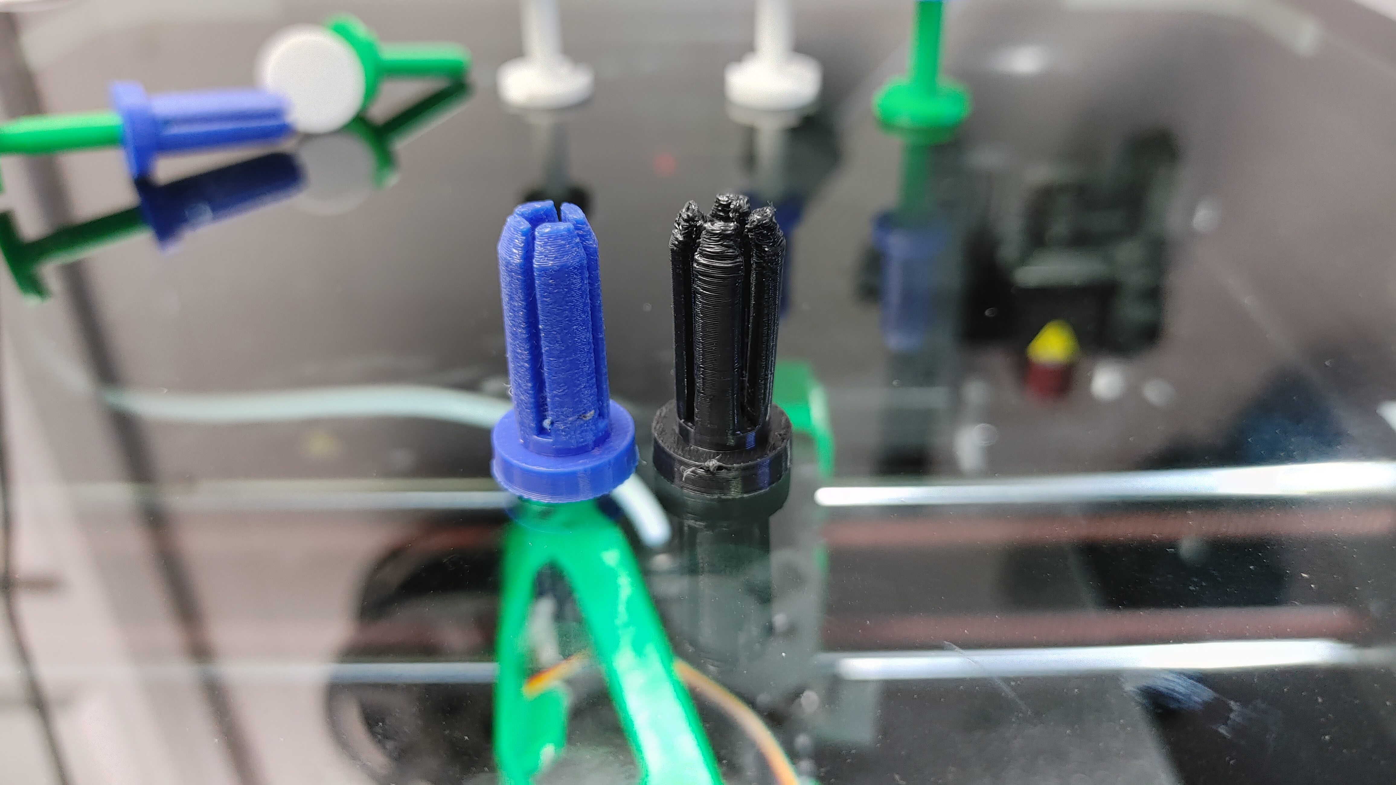 Universal 10mm Push fastener — thumbnail 3