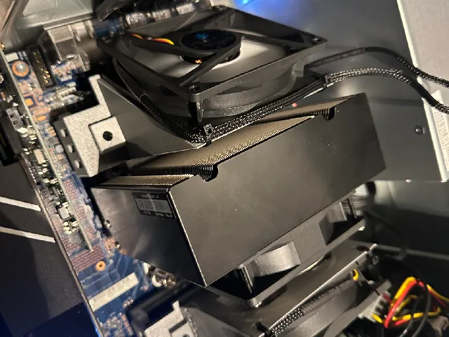 HP Z440 RAM Cooler – Tilted 92 mm Fan Duct (clip-on)