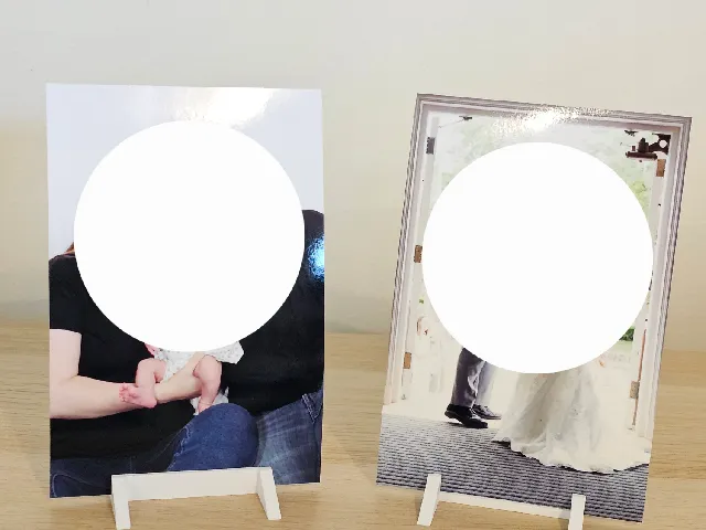 Minimalistic Frameless Photo Stand
