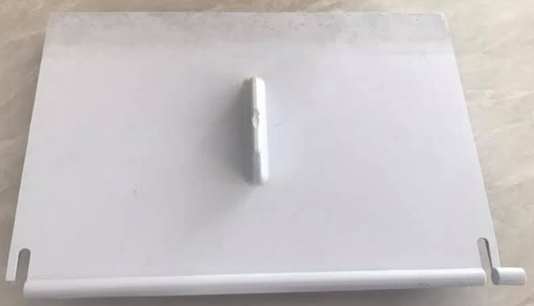 Skimmer Door Support