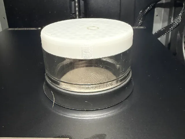 Its American Press coffee puck locking lid